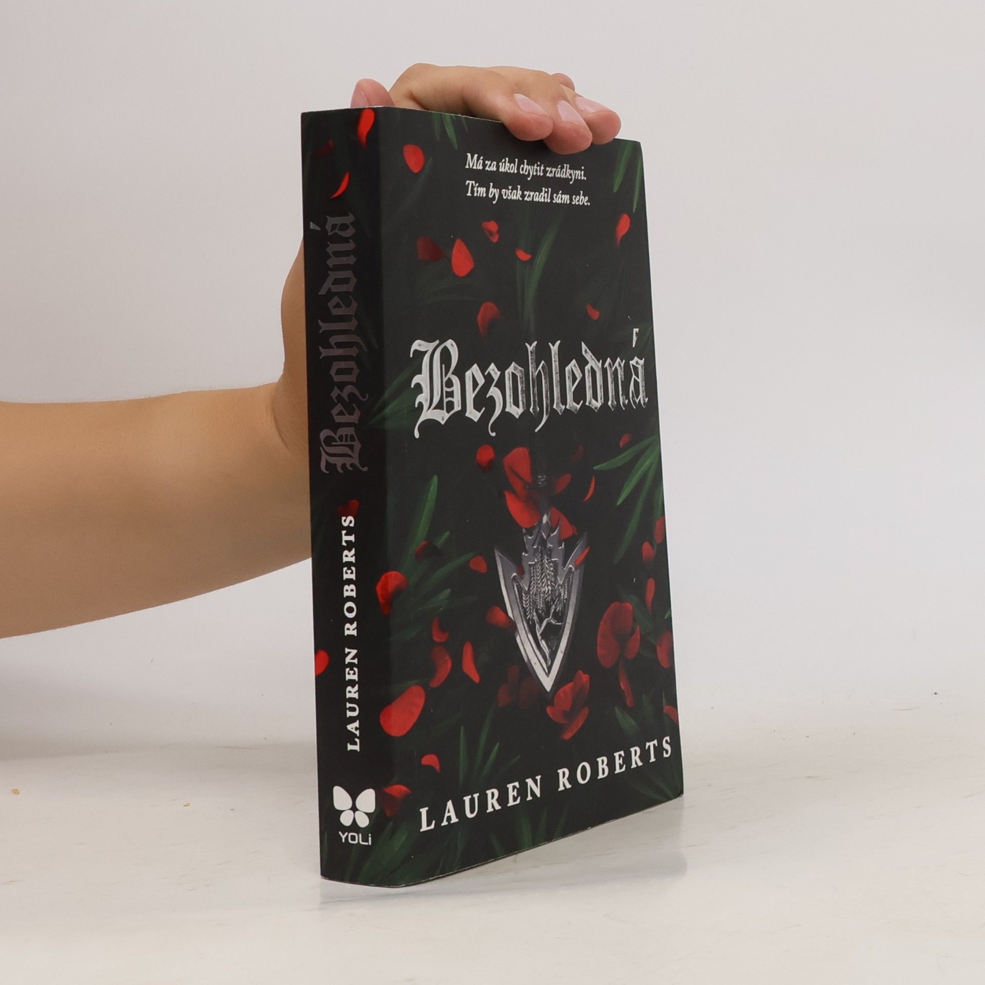 Lauren Roberts Bezohledná