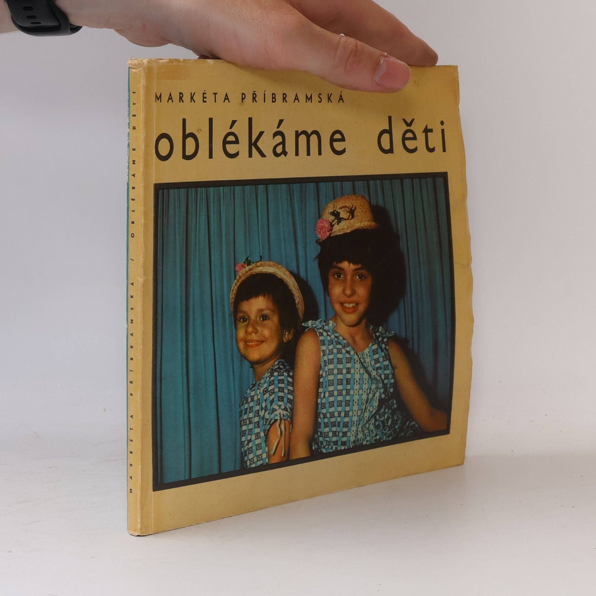 Markéta Příbramská Oblékáme děti