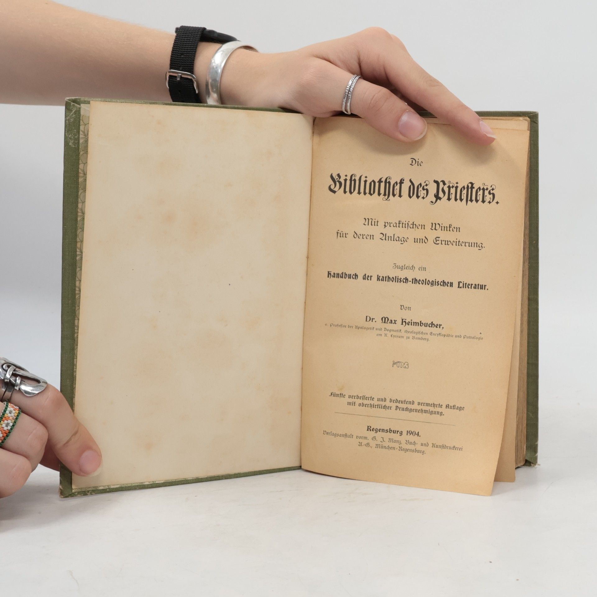 Max Heimbucher Die Bibliothek des Priesters