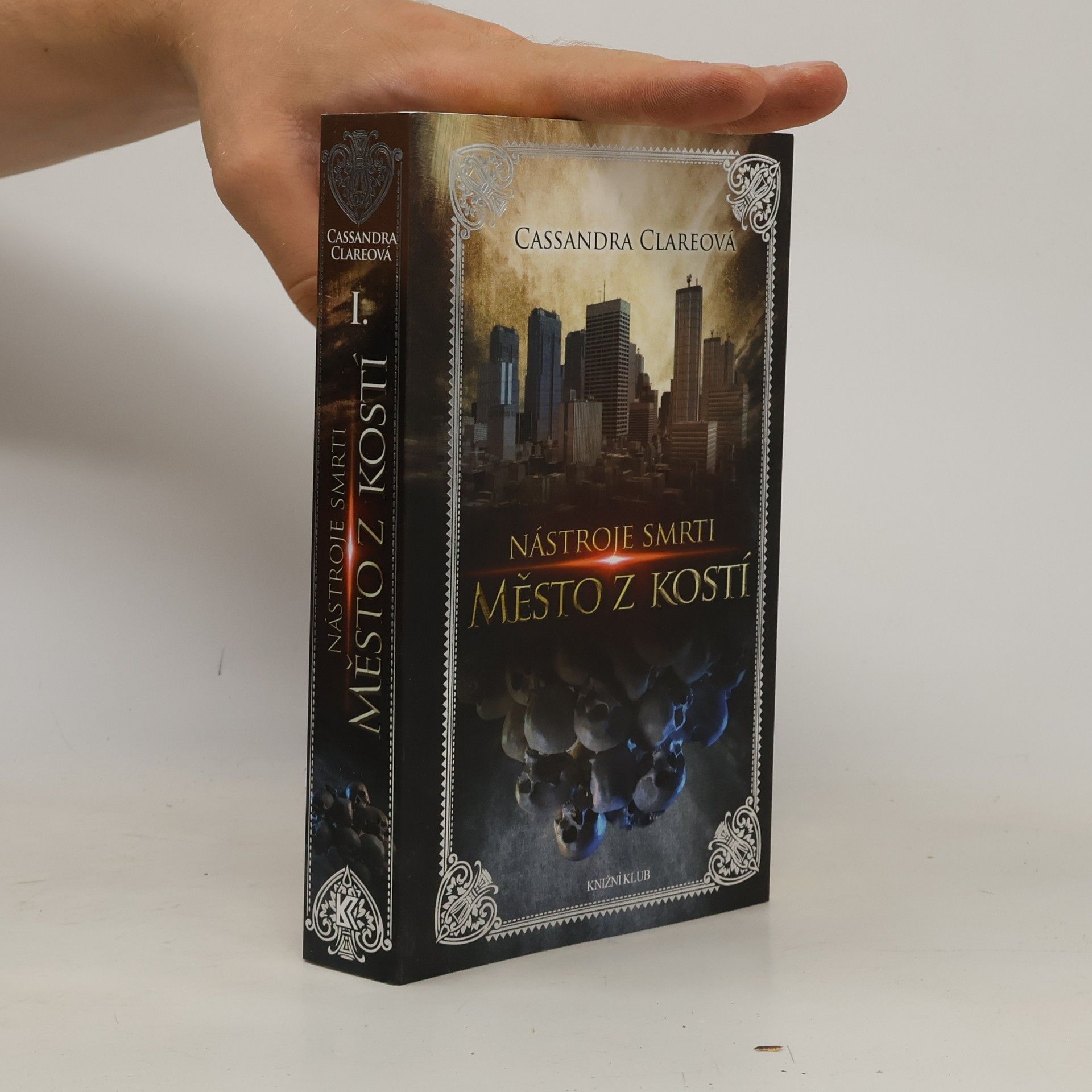 Cassandra Clare Nástroje smrti 1: Město z kostí