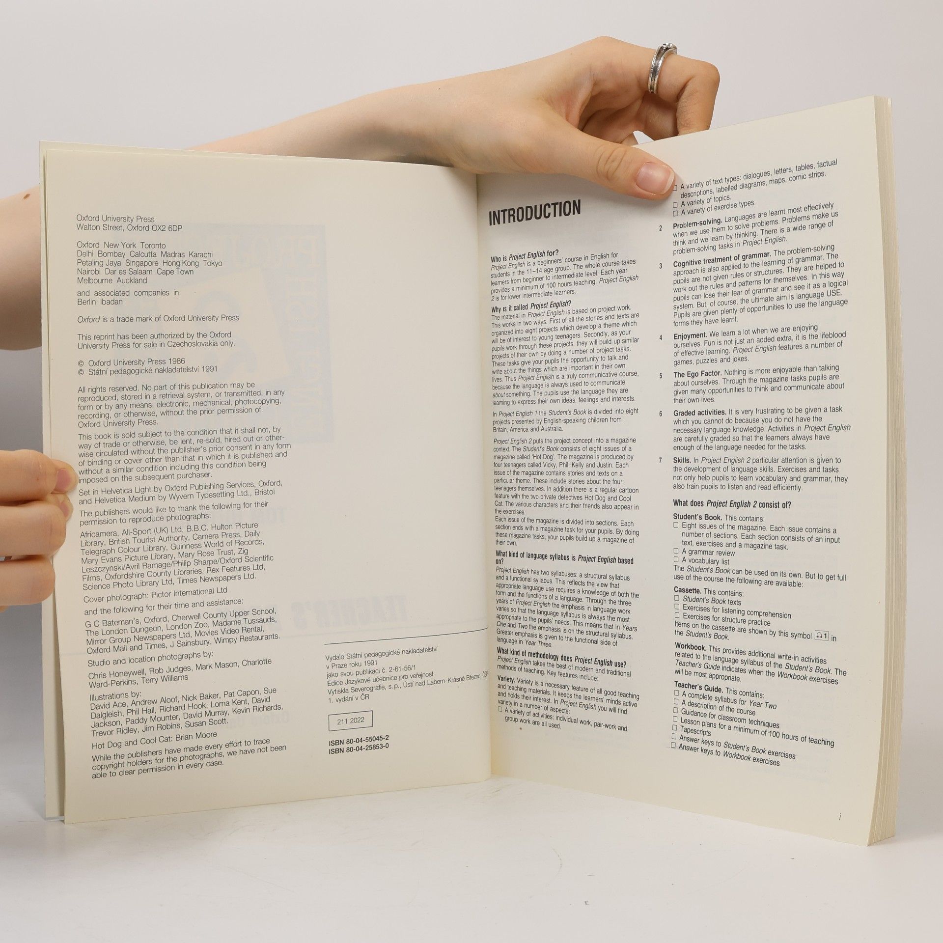 Tom Hutchinson Project English 2. Teacher's Book