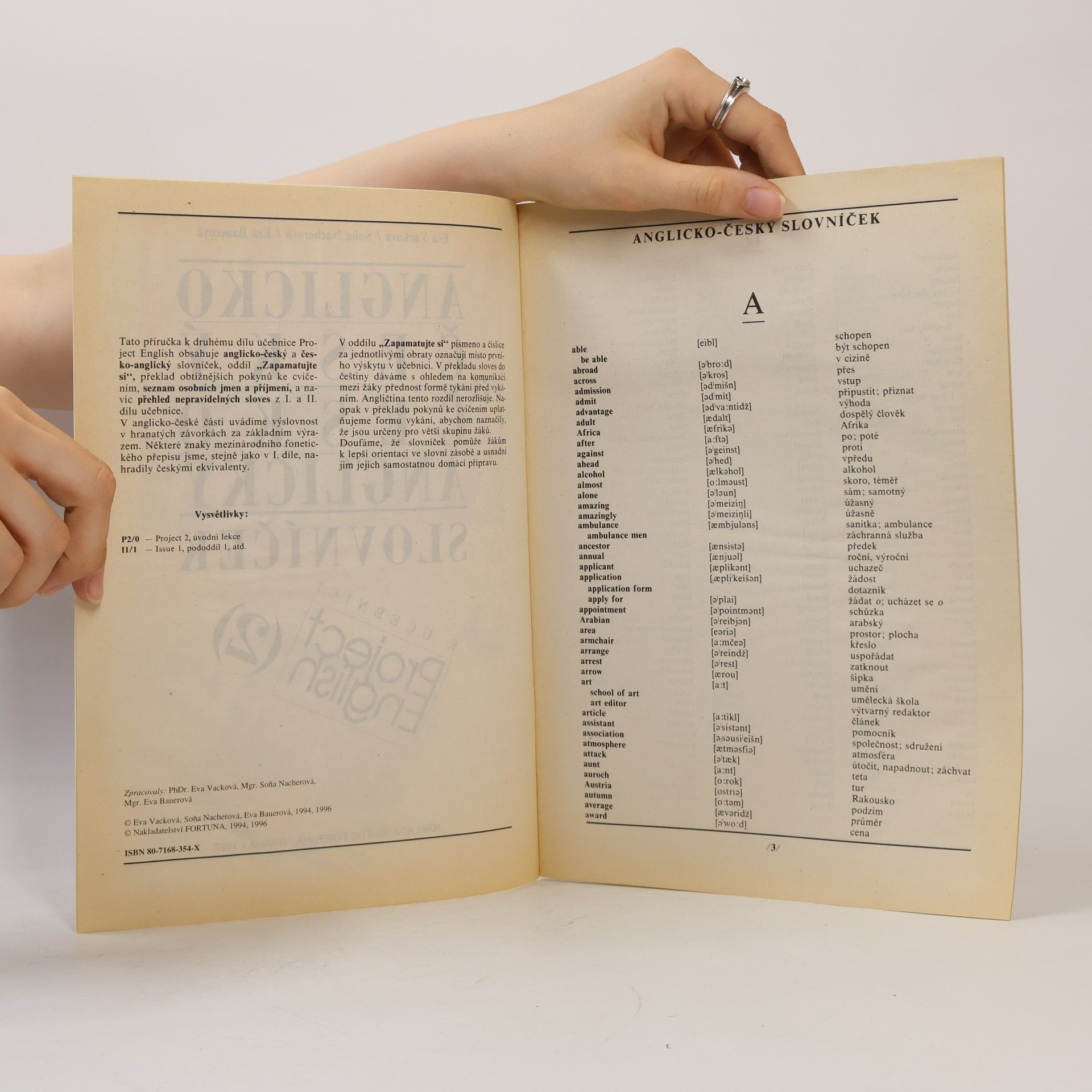 Eva Vacková Anglicko-český a česko-anglický slovníček k učebnici Project English 2