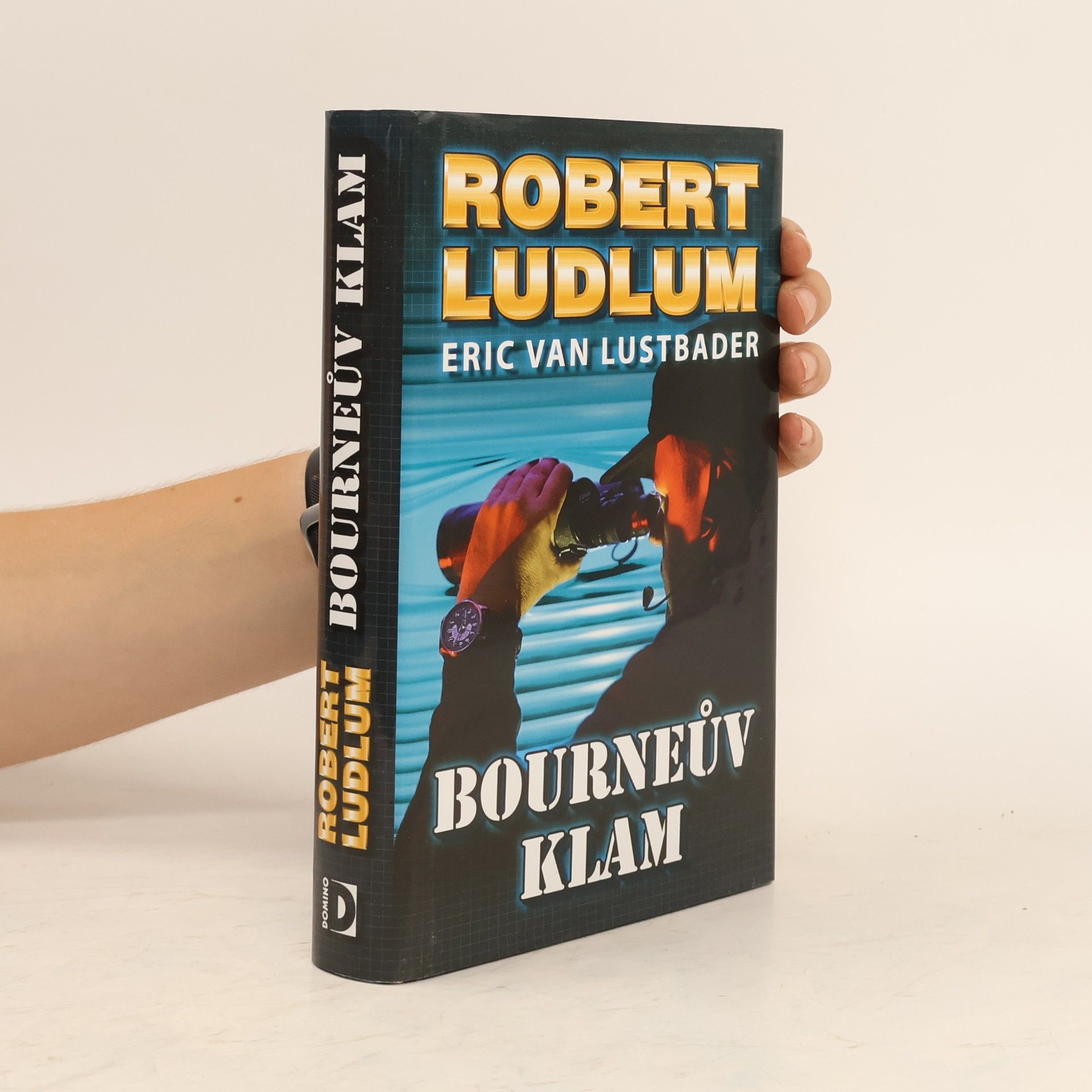 Robert Ludlum Bourneův klam