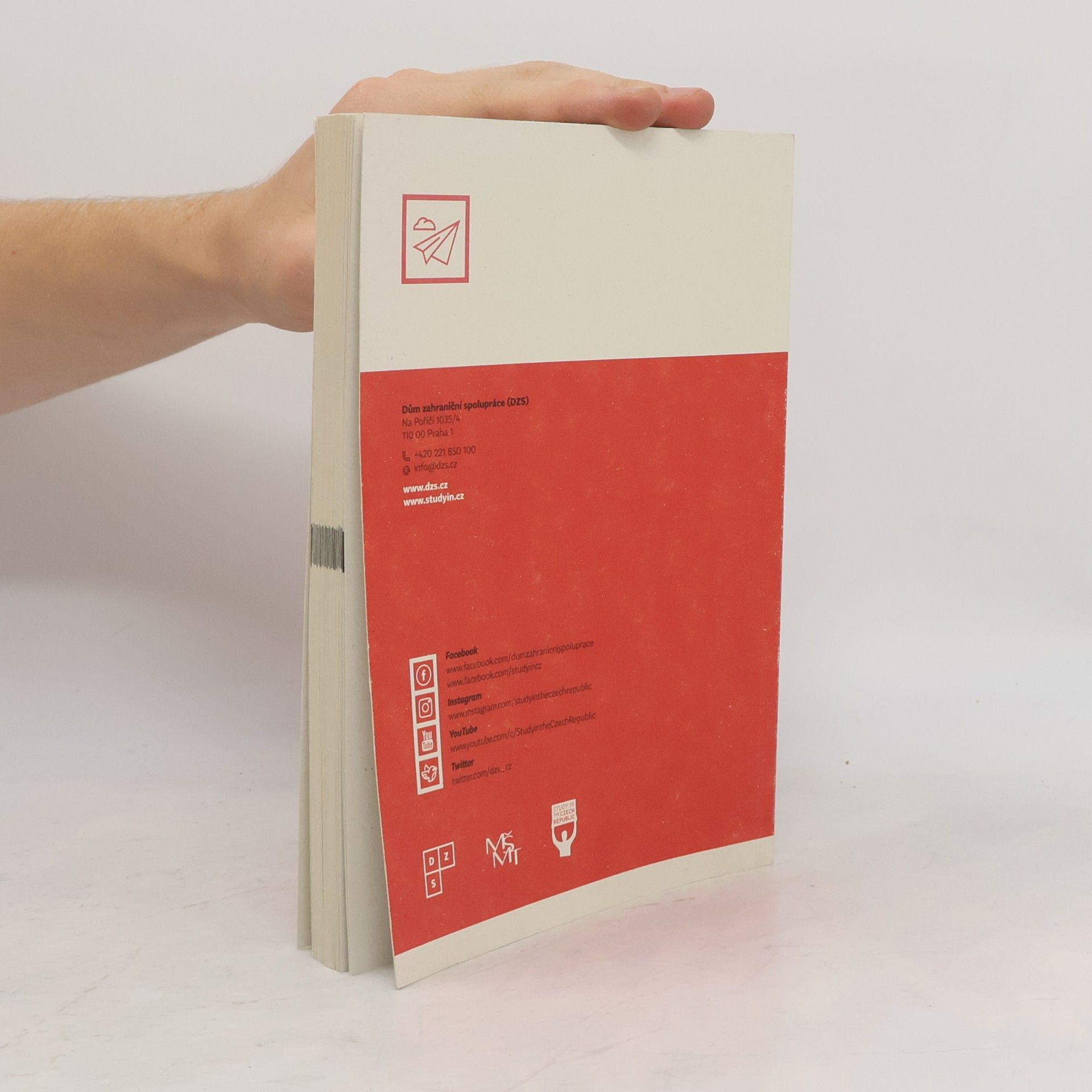 Autorenkollektiv Studium a život v České republice pohledem zahraničních studentů : zpráva z výzkumu na českých vysokých školách