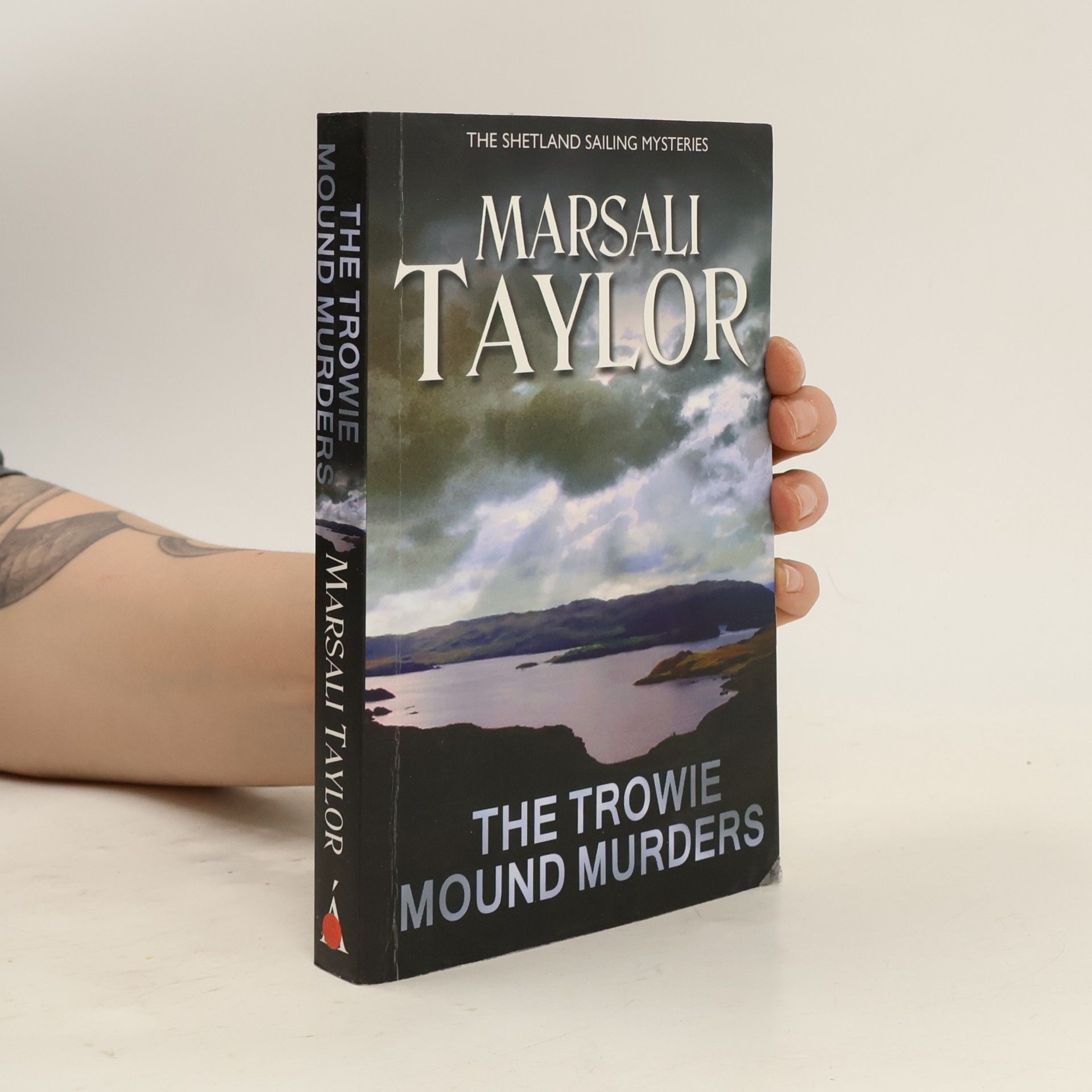 Marsali Taylor The Trowie Mound Murders