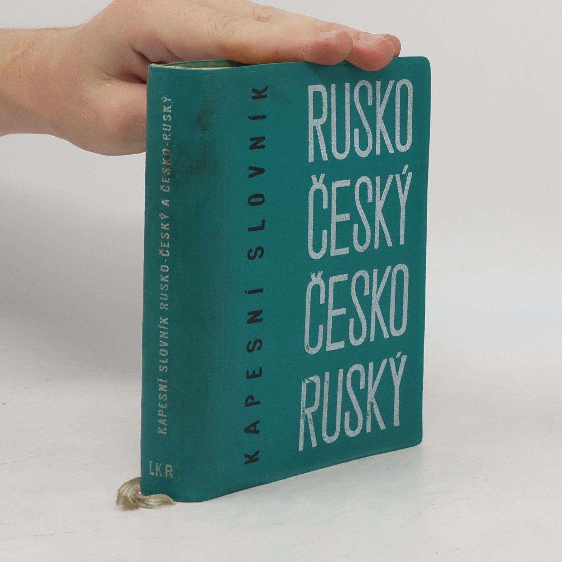 AA.VV. Kapesní rusko-český a česko-ruský slovník