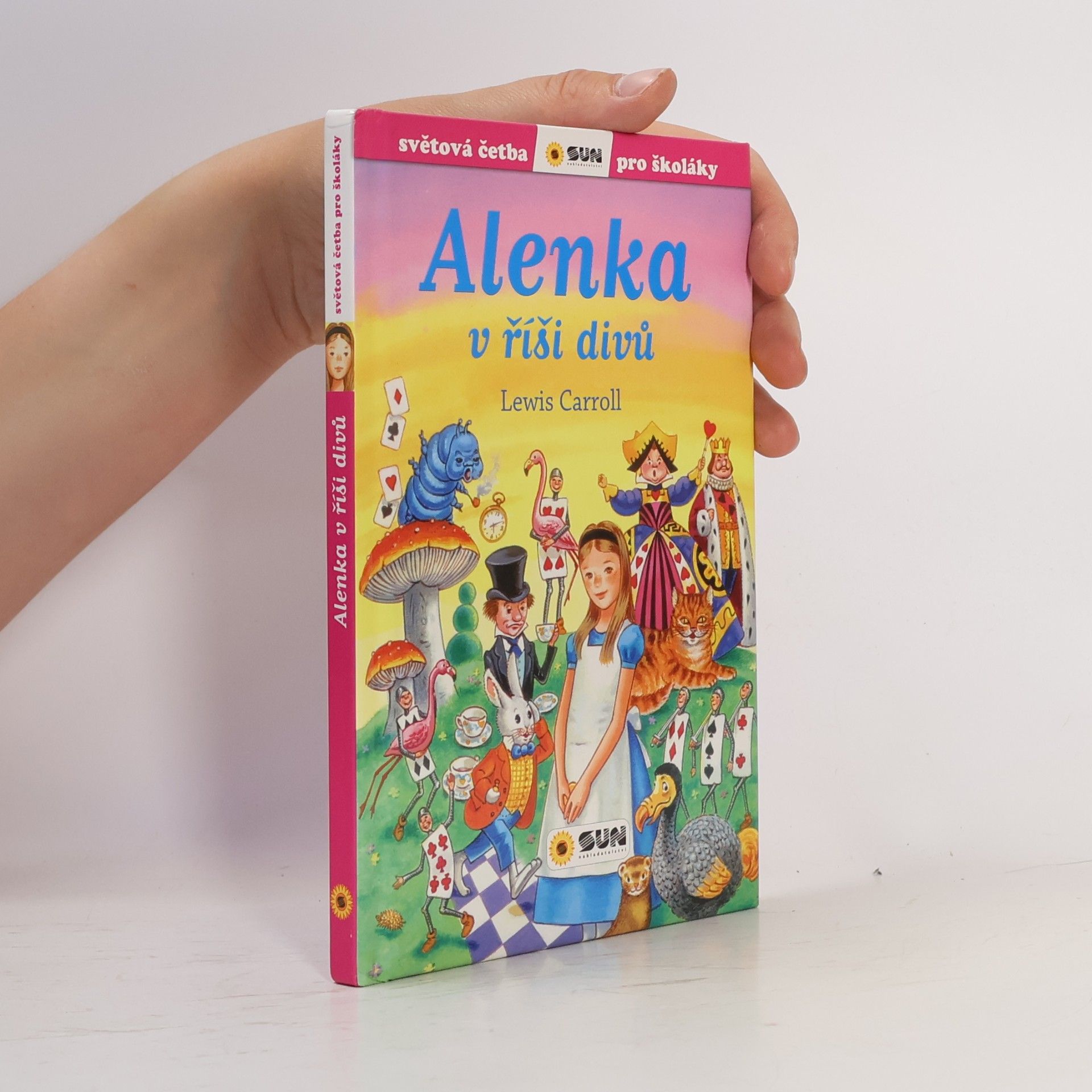 Olga M. Yuste Alenka v říši divů (převyprávění)