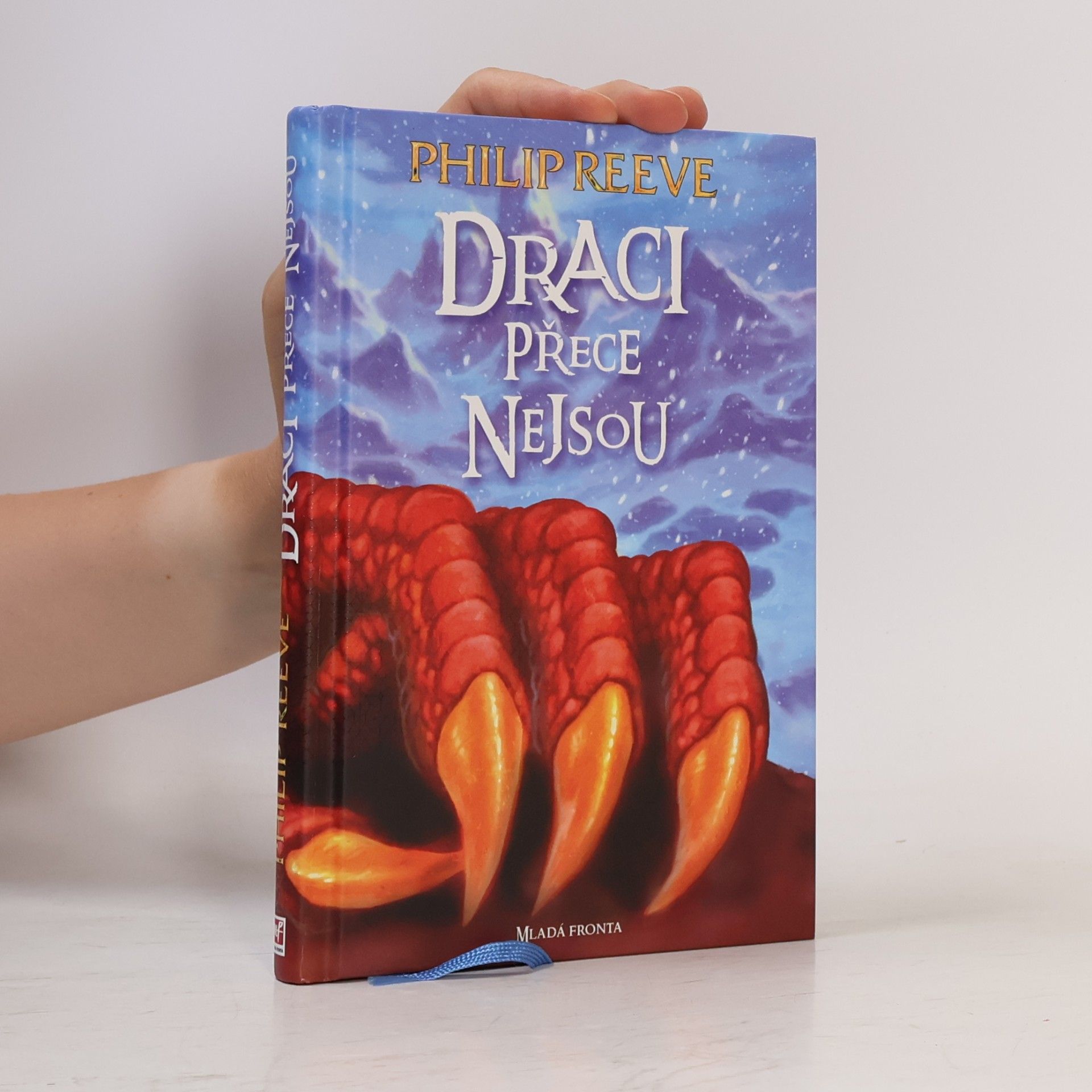 Philip Reeve Draci přece nejsou