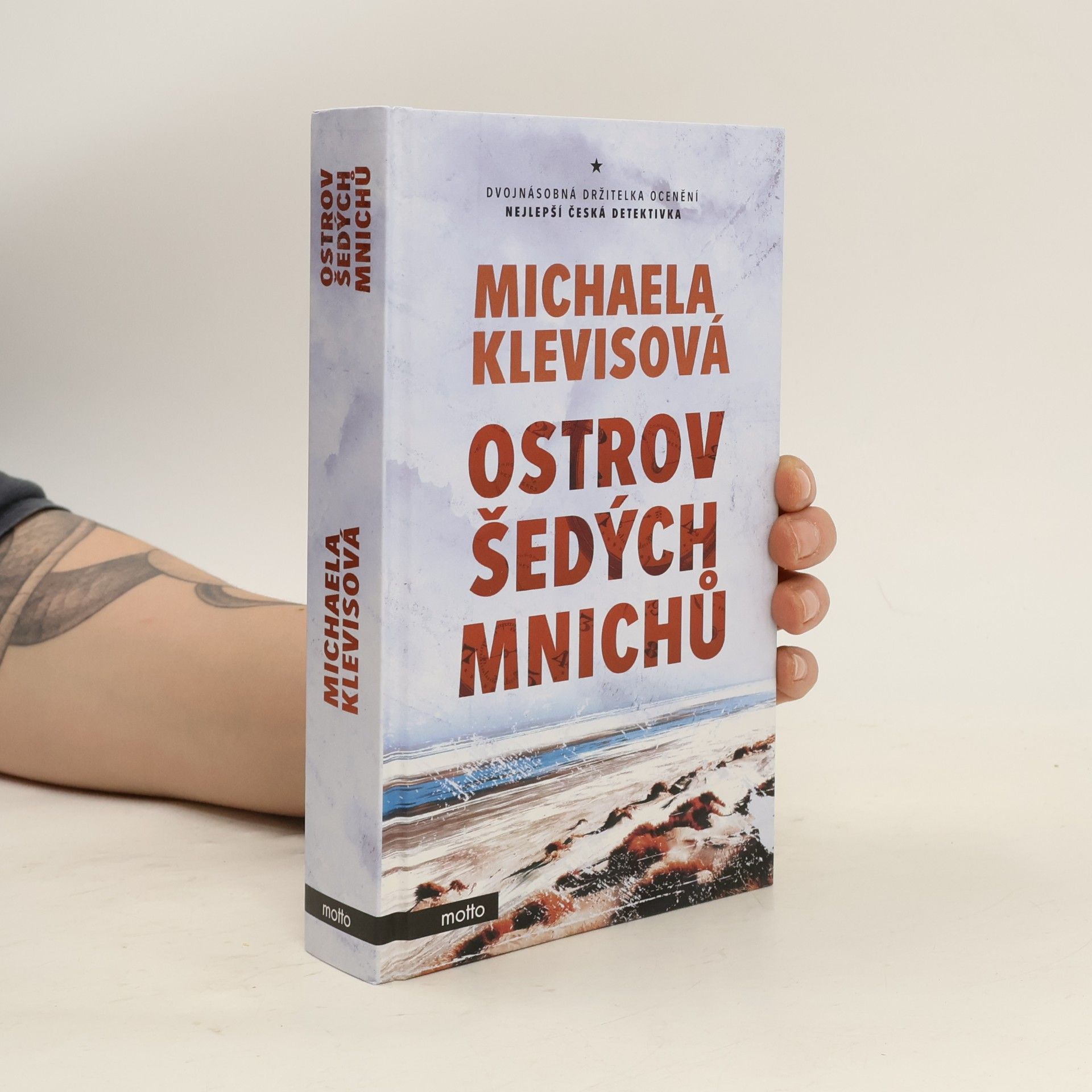 Michaela Klevisová Ostrov šedých mnichů