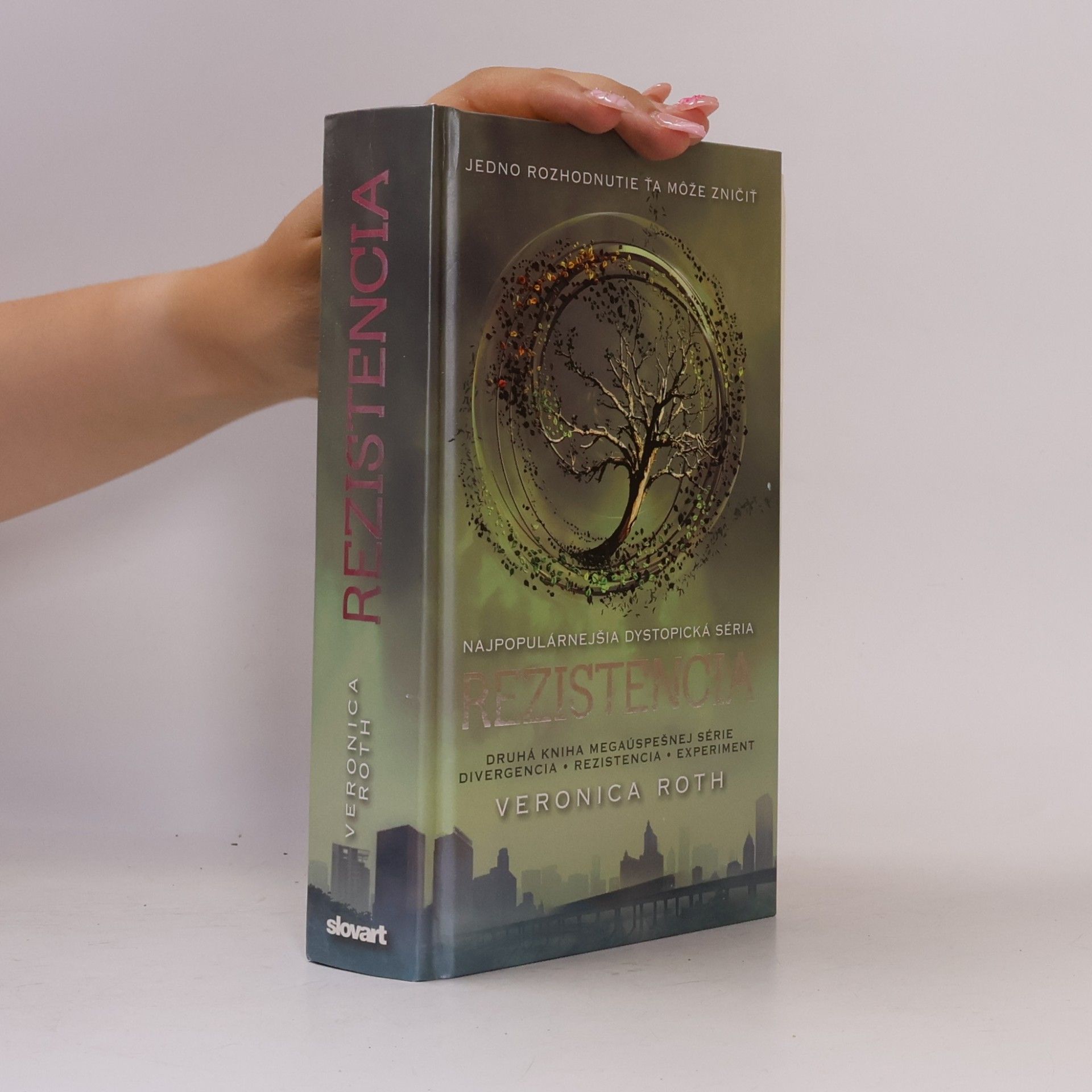 Veronica Roth Rezistencia