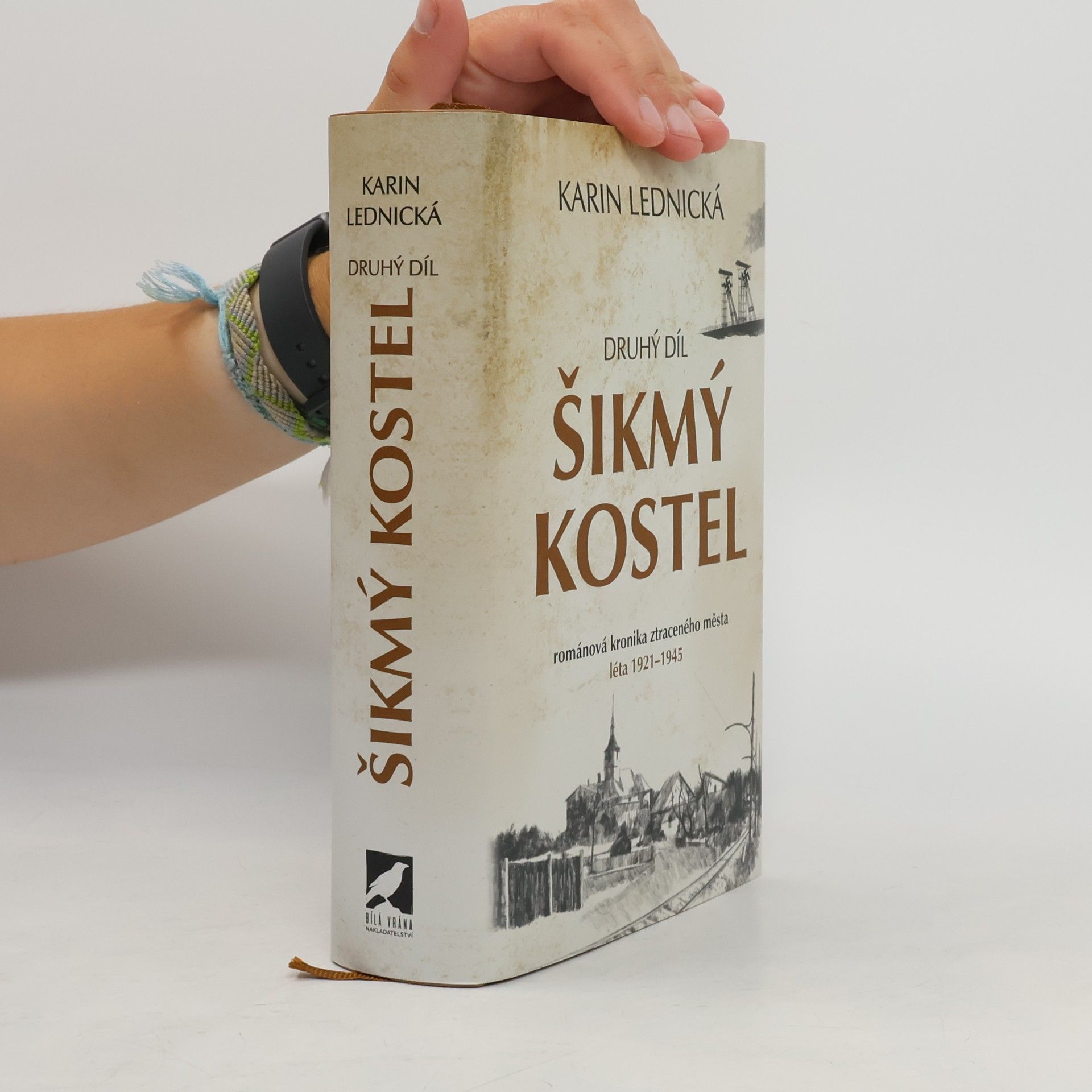 Karin Lednická Šikmý kostel 2