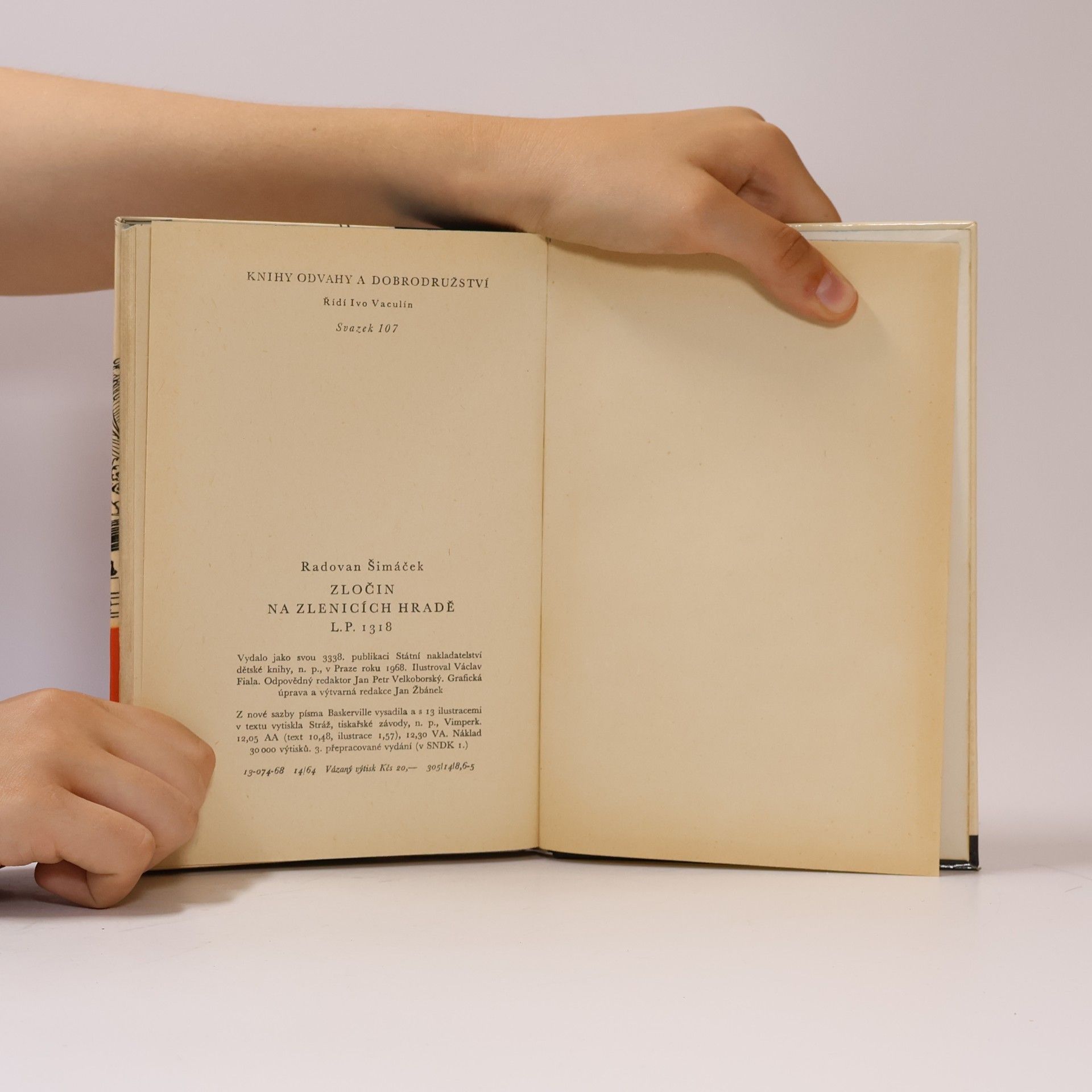 Radovan Šimáček Zločin na Zlenicích hradě L. P. 1318