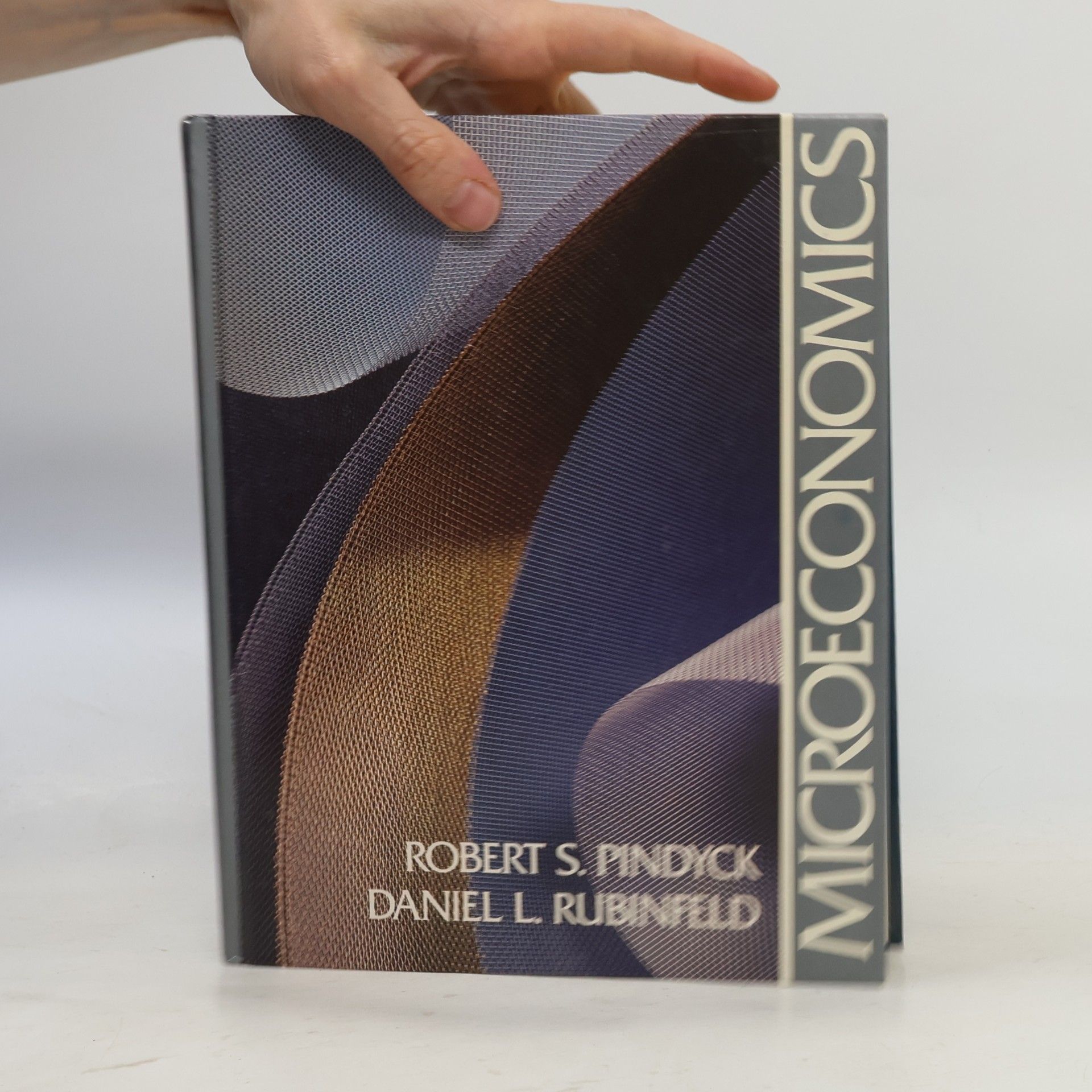 Robert S. Pindyck Microeconomics