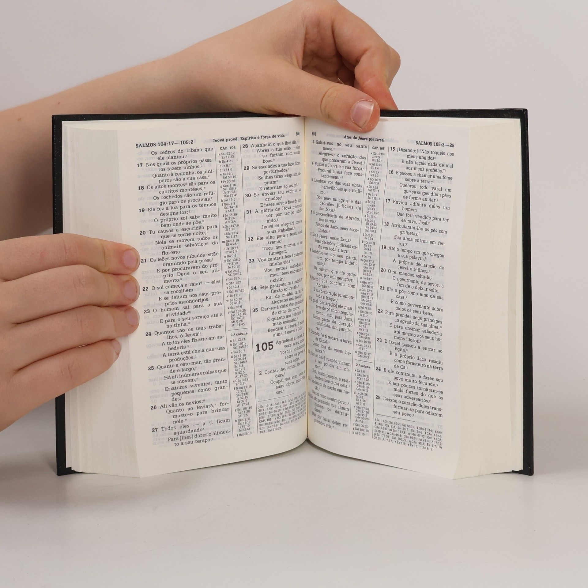 Various authors Tradução do Novo Mundo das Escrituras Sagradas