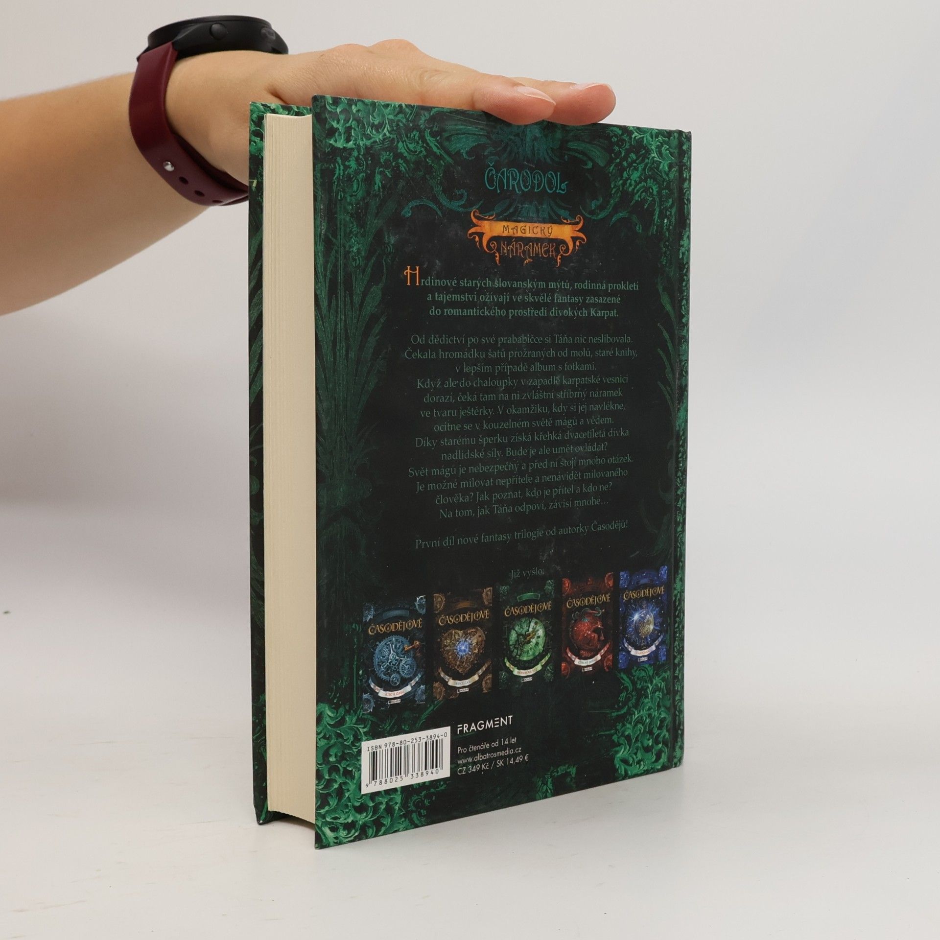 Natalja Ščerba Magický náramek