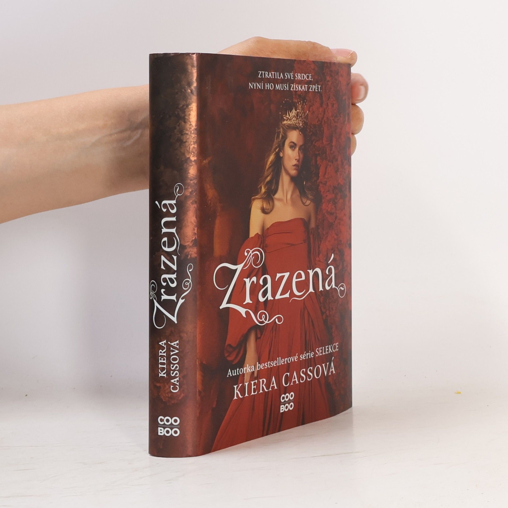 Kiera Cass Zrazená