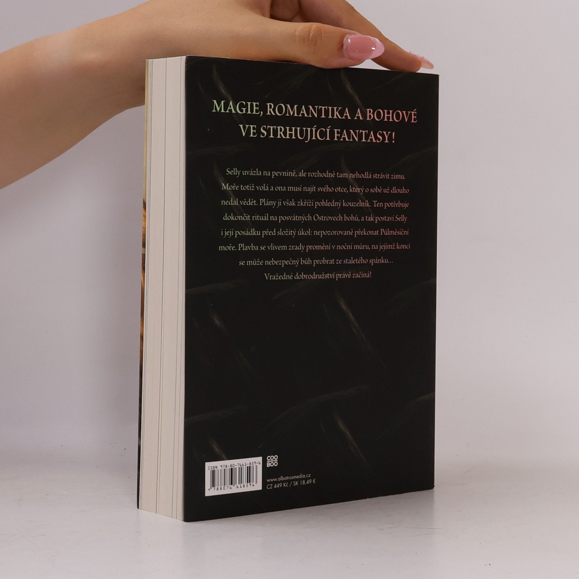 Amie Kaufman Ostrovy bohů