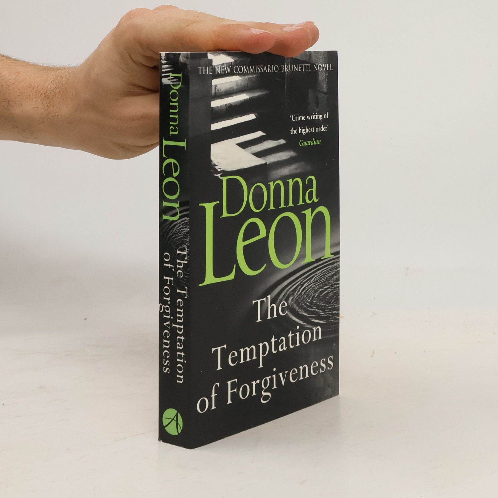 Donna Leon The Temptation of Forgiveness