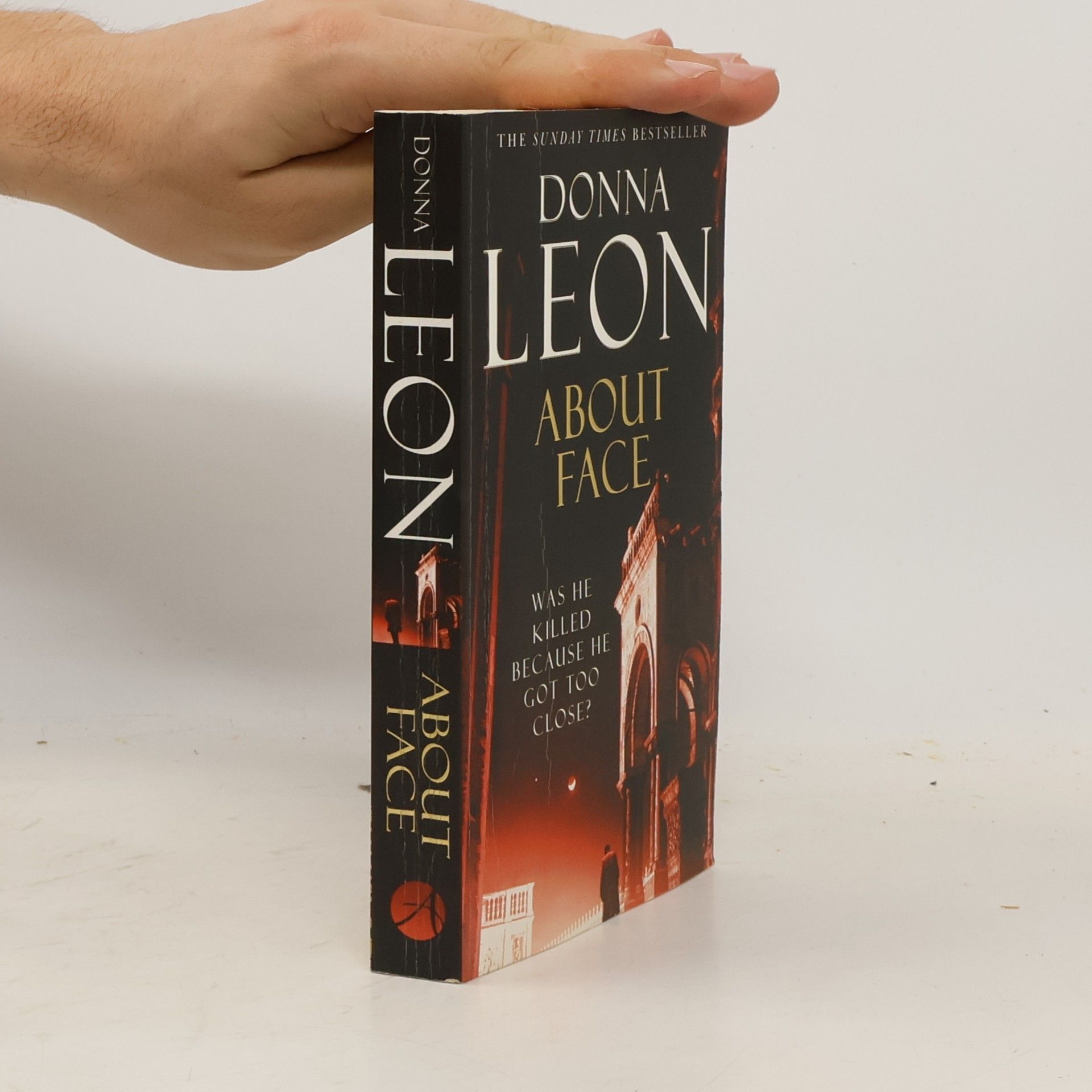 Donna Leon About Face