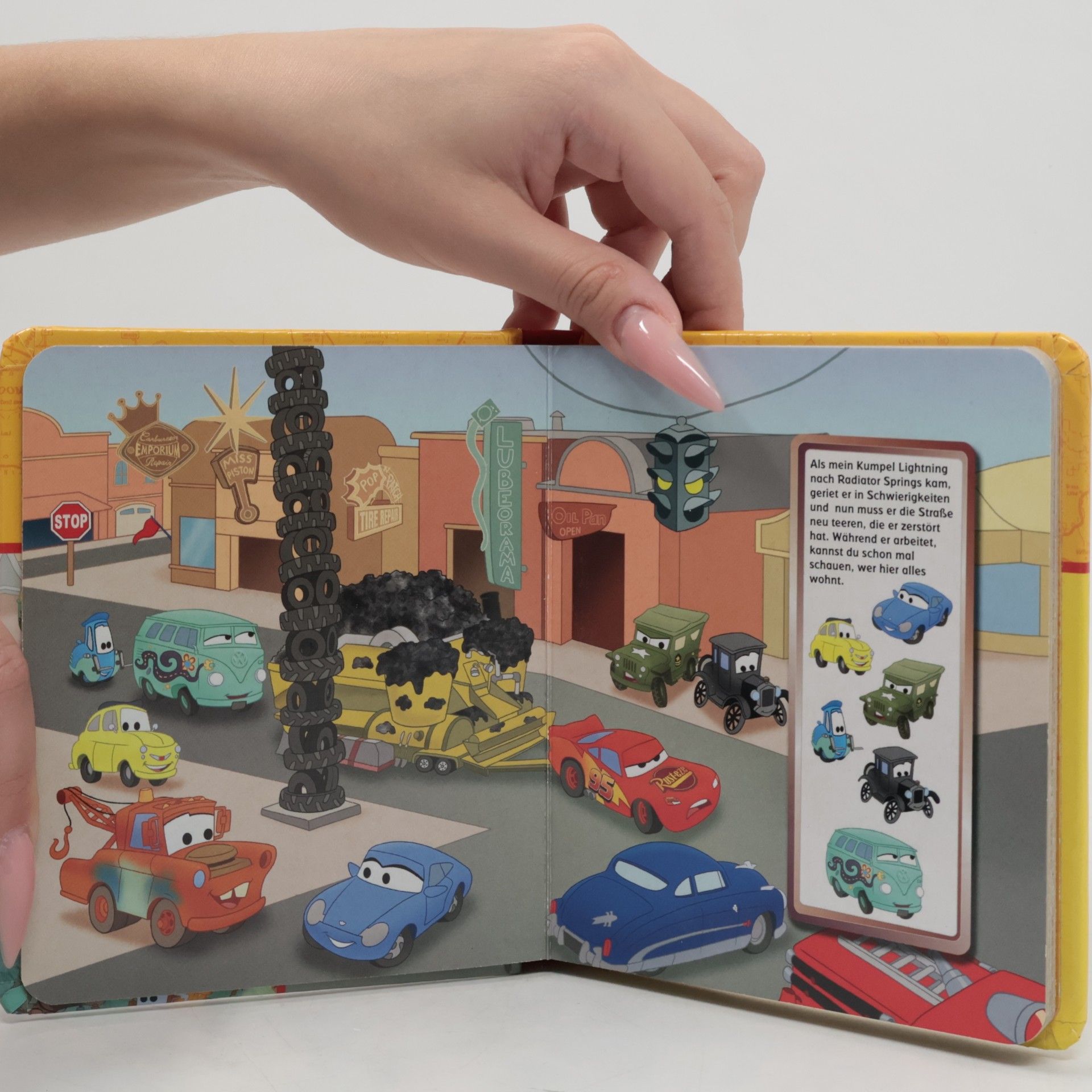 Caleb Burroughs Cars: Verrückte Suchbilder, Wimmelbild