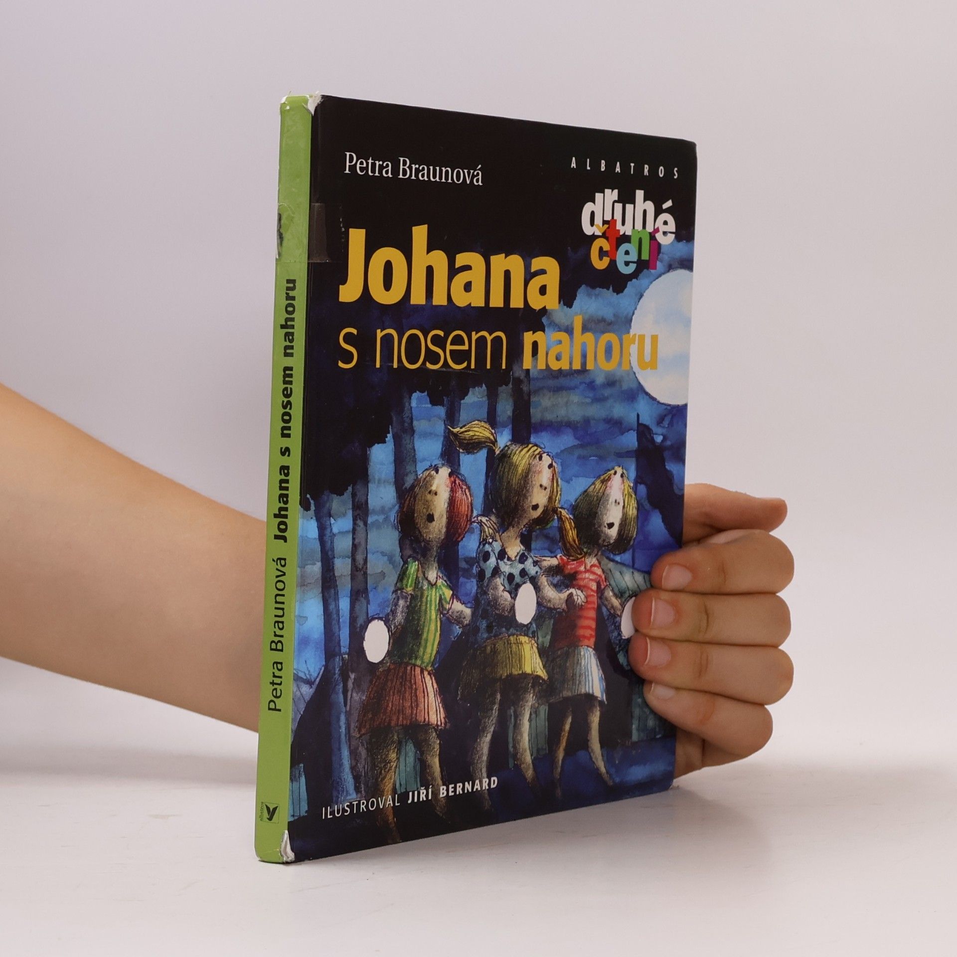 Johana s nosem nahoru