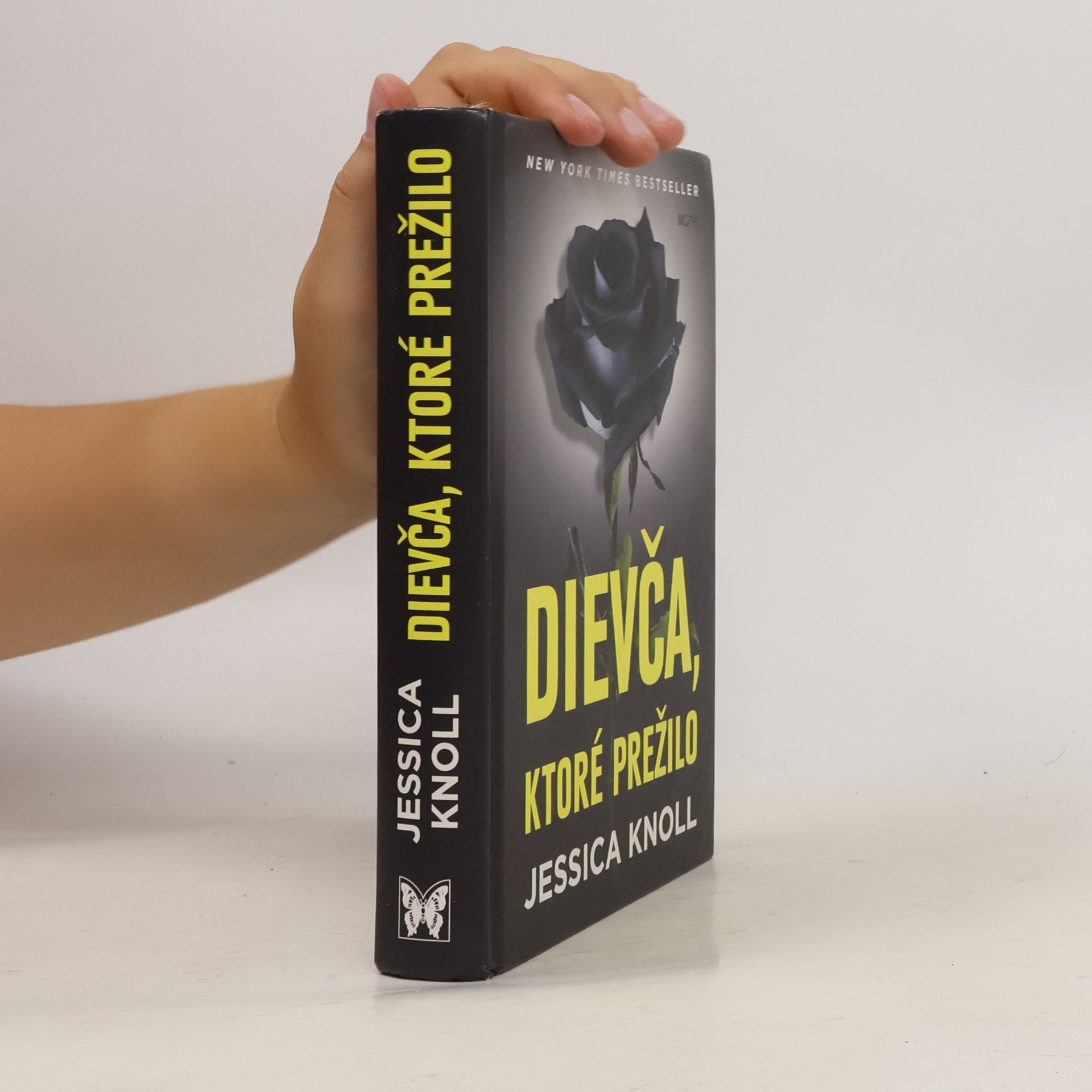 Jessica Knoll Dievča, ktoré prežilo