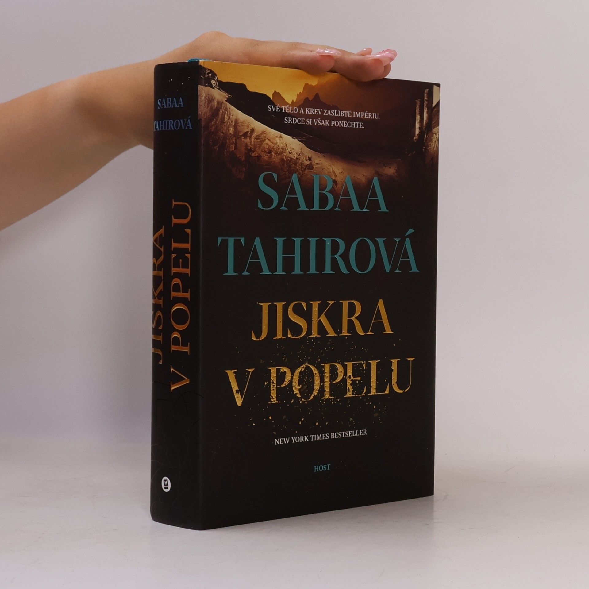Sabaa Tahir Jiskra v popelu
