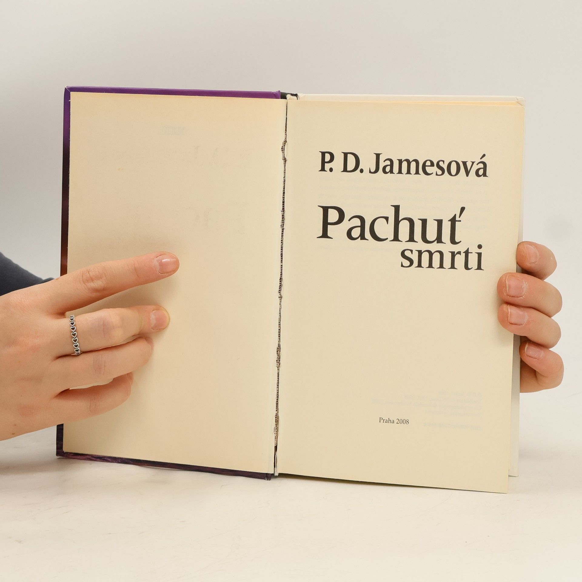 Phyllis Dorothy James Pachuť smrti