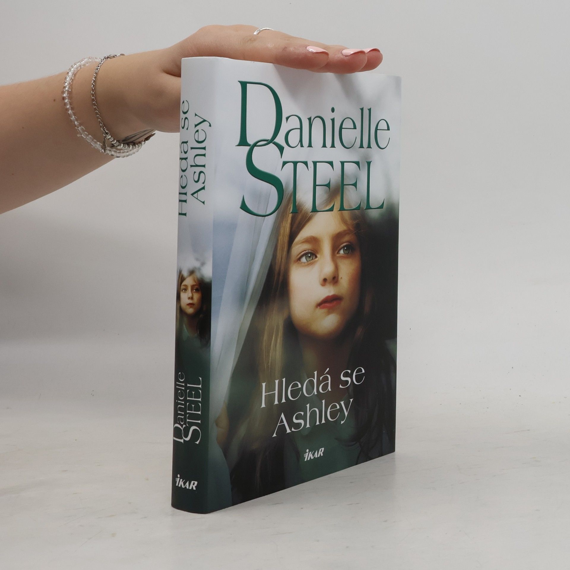 Danielle Steel Hledá se Ashley