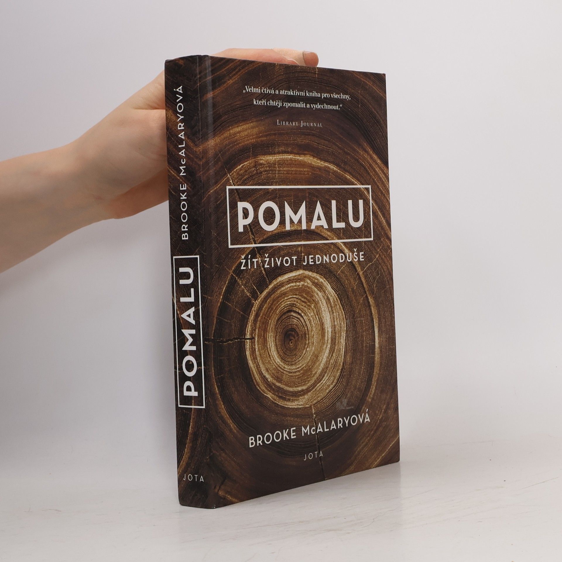 Brooke McAlary Pomalu