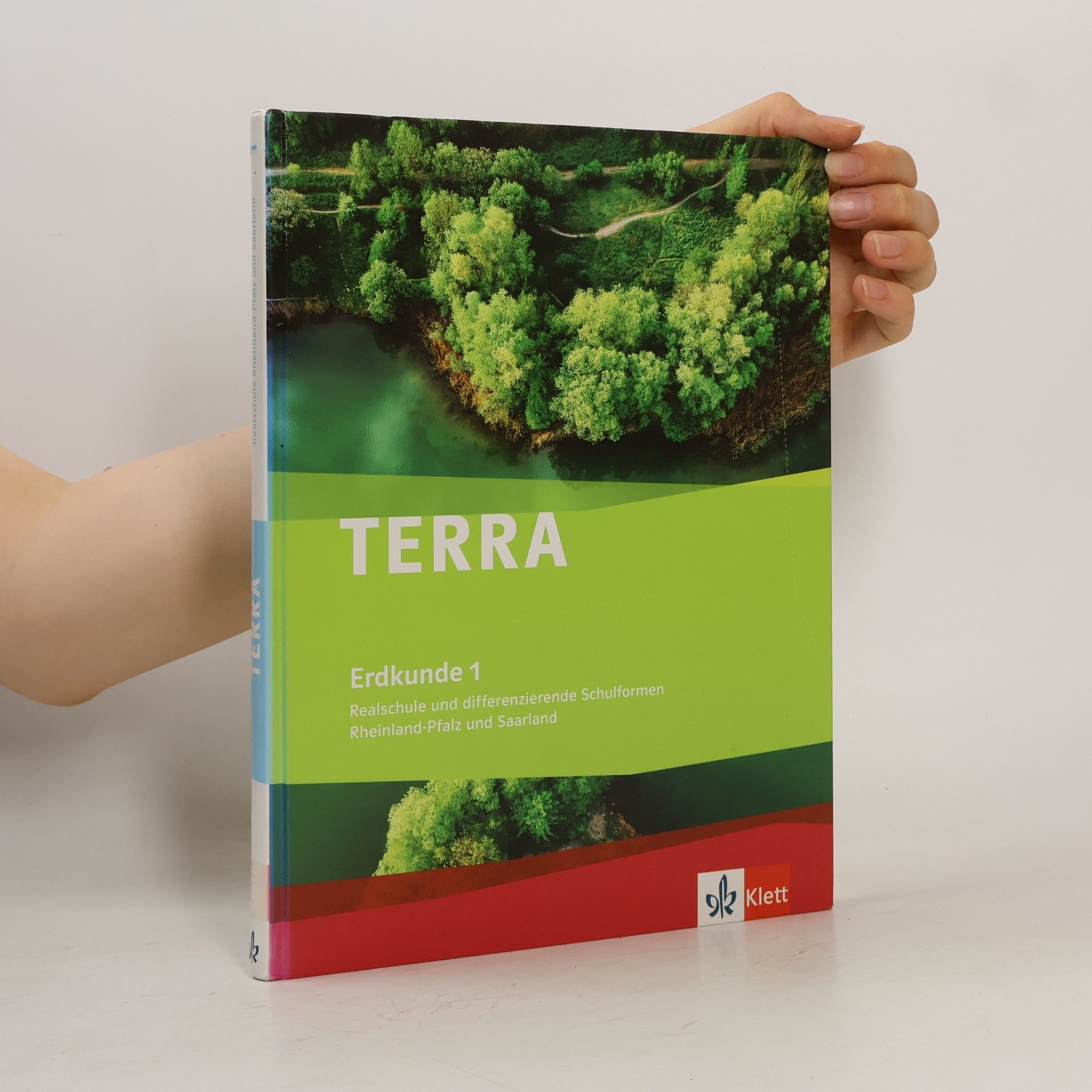 Terra Erdkunde. differenzierende Ausgabe für Rheinland-Pfalz und Saarland ab 2008 - 1: Terra Erdkunde für Rheinland-Pfalz und Saarland 1. Realschulen und differenzierende Schularten. Schülerbuch 5./6. Schuljahr mit CD-ROM