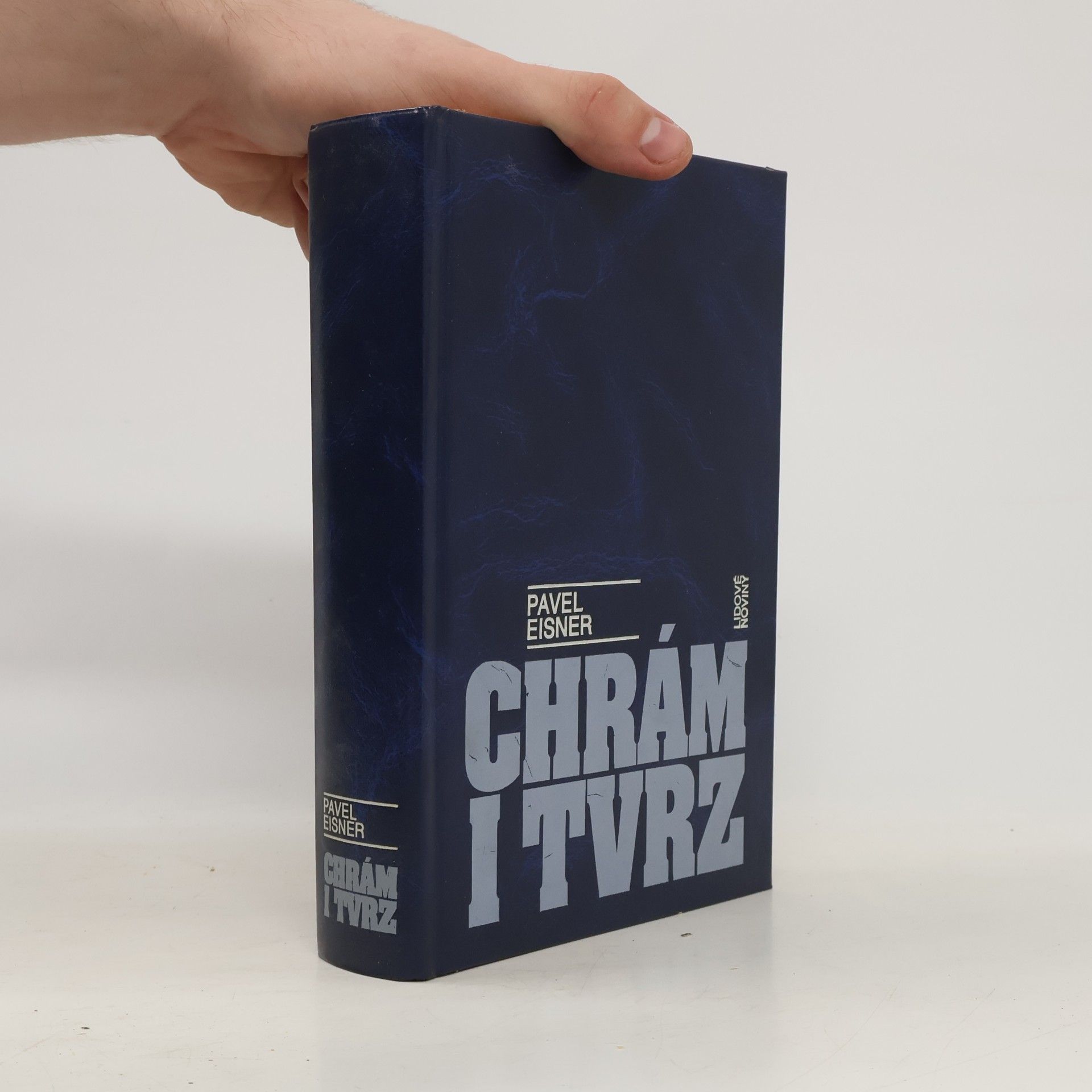 Pavel Eisner Chrám i tvrz. Kniha o češtině