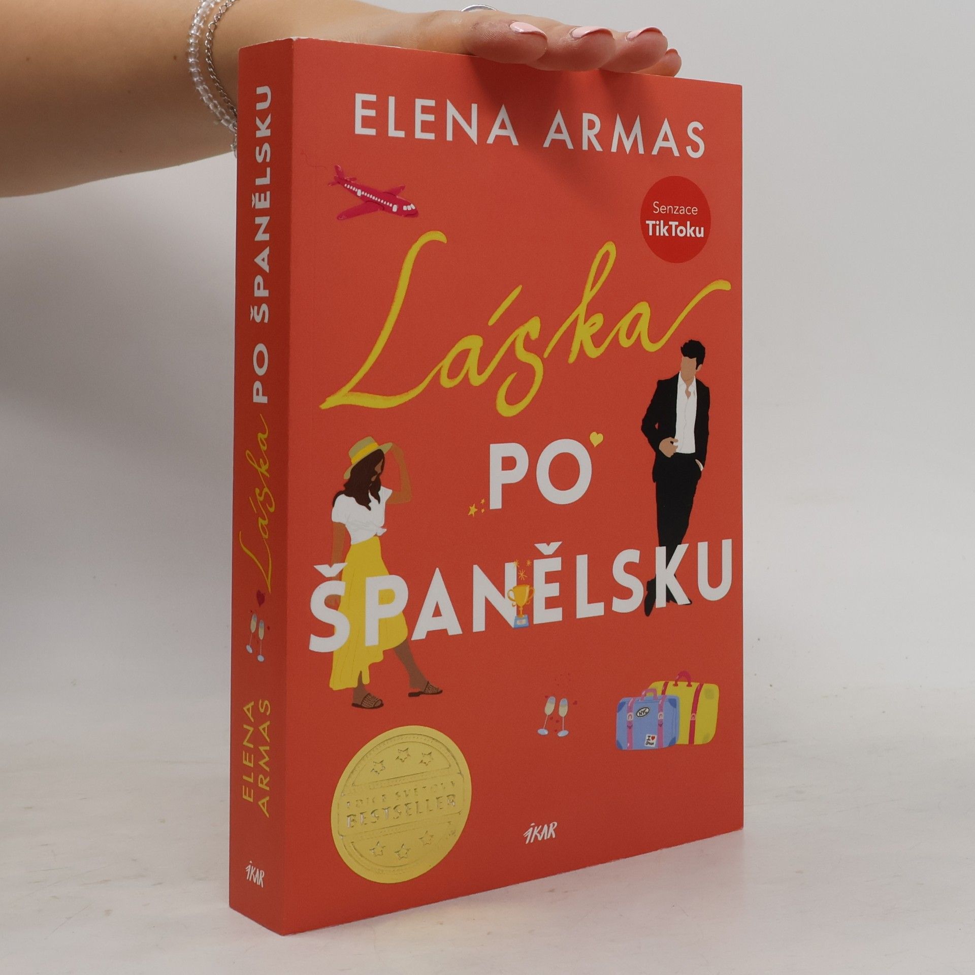 Elena Armas Láska po španělsku