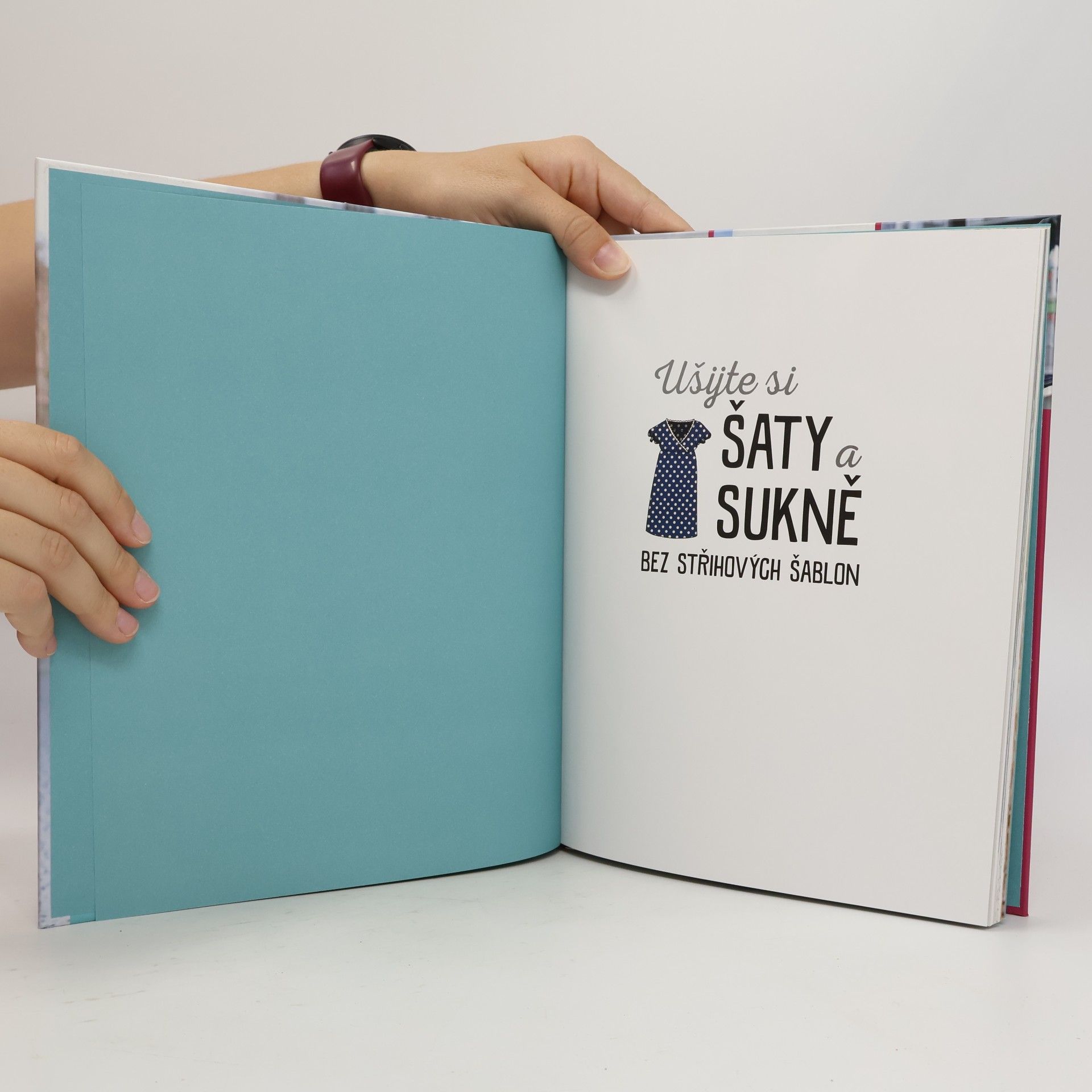 Autorenkollektiv Ušijte si šaty a sukně bez střihových šablon