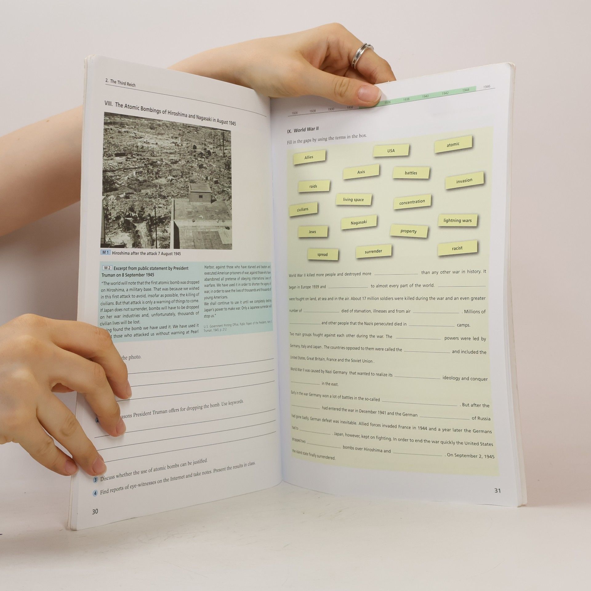Exploring History - For Bilingual Classes
