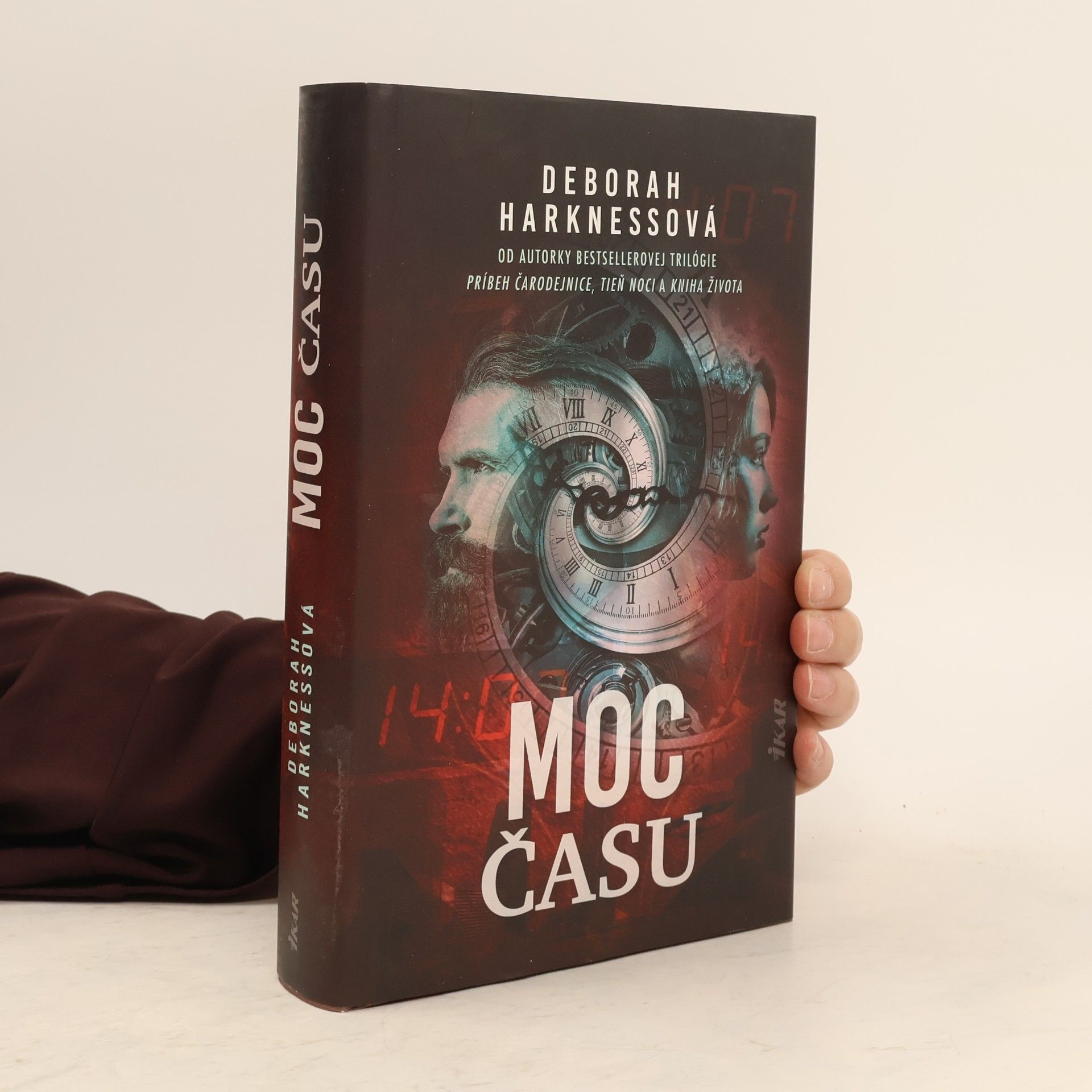 Deborah E. Harkness Moc času