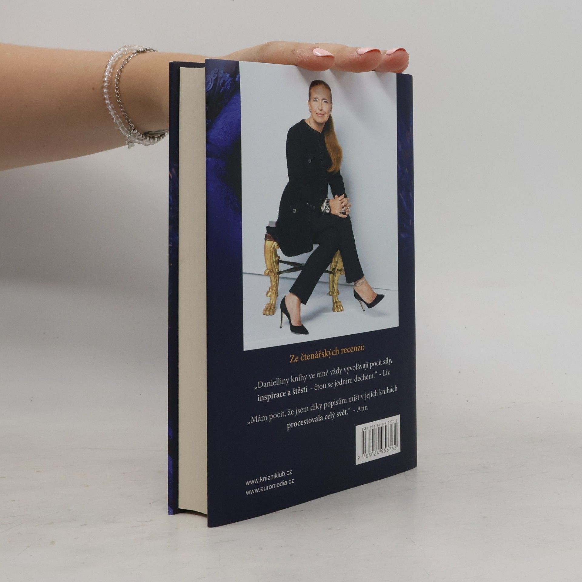 Danielle Steel Svatební šaty