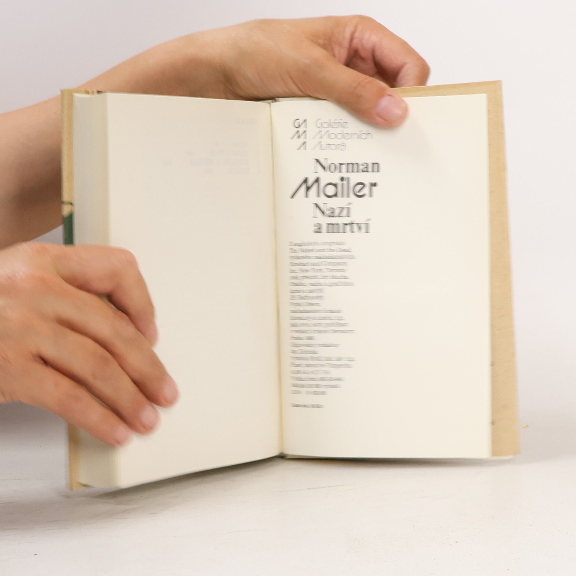 Norman Mailer Nazí a mrtví