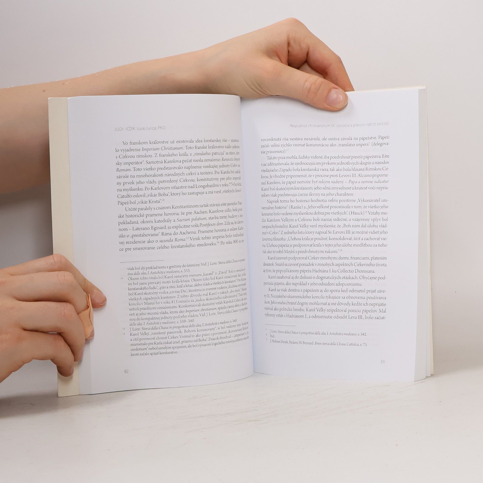 Autores varios Wpływ koncepcji filozoficznych na sposób pojmowania Boga od starożytności do współczesności