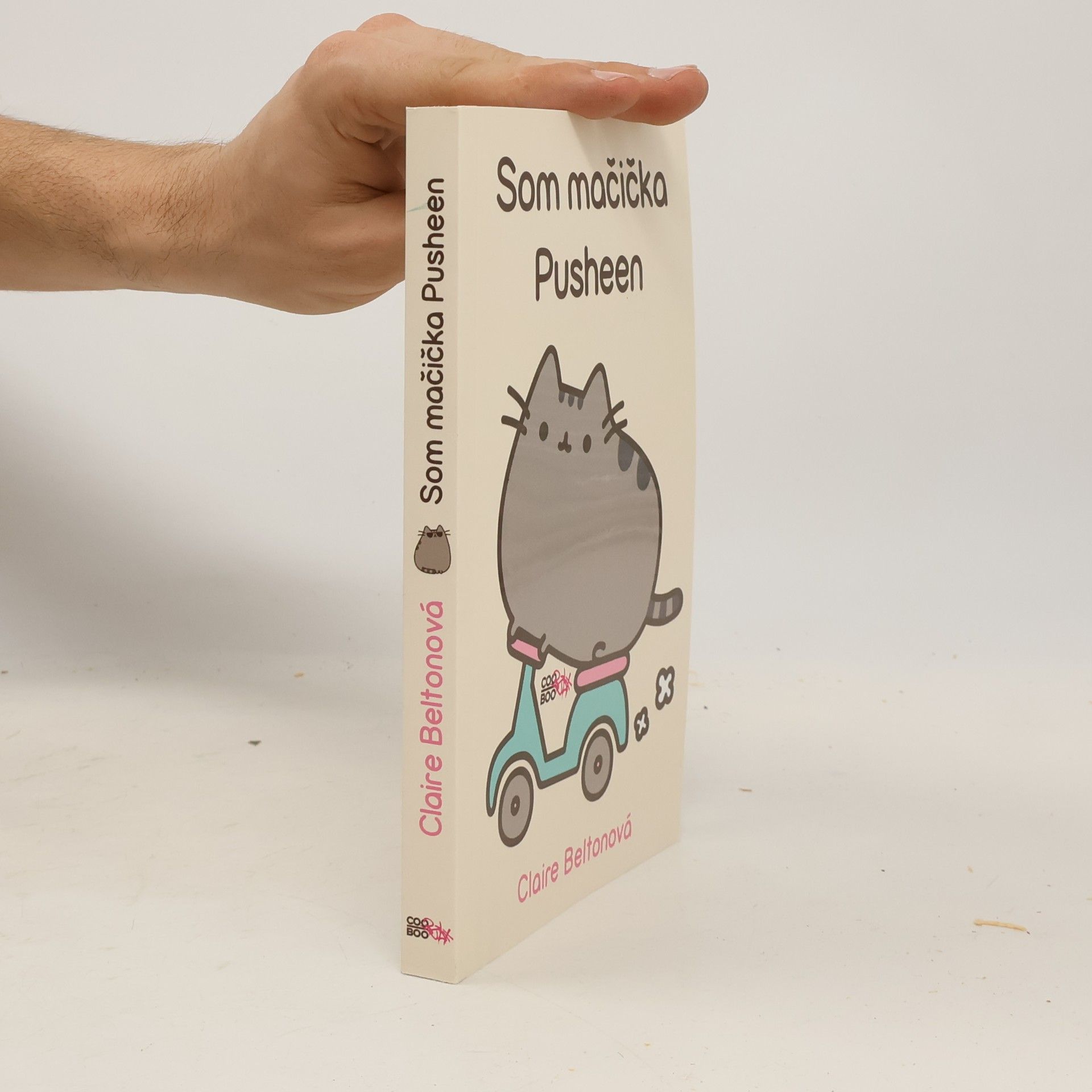 Claire Belton Som mačička Pusheen