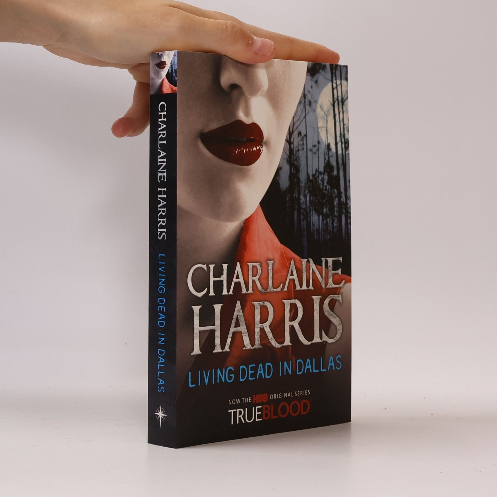 Charlaine Harris Schulz Living Dead in Dallas