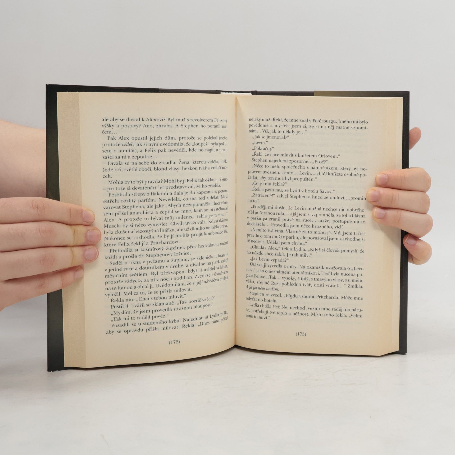 Ken Follett Muž s podivnou minulostí