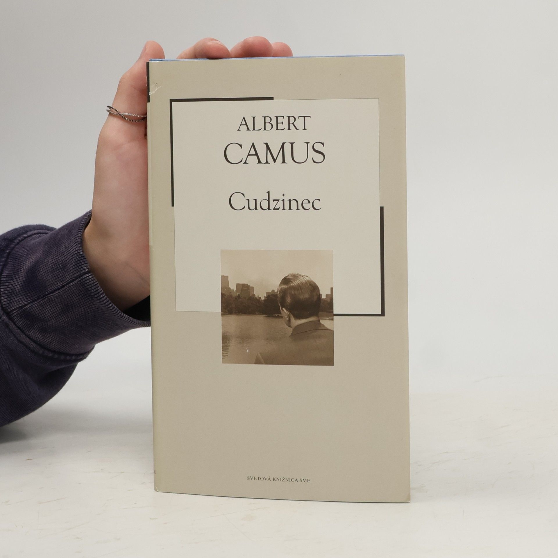Albert Camus Cudzinec