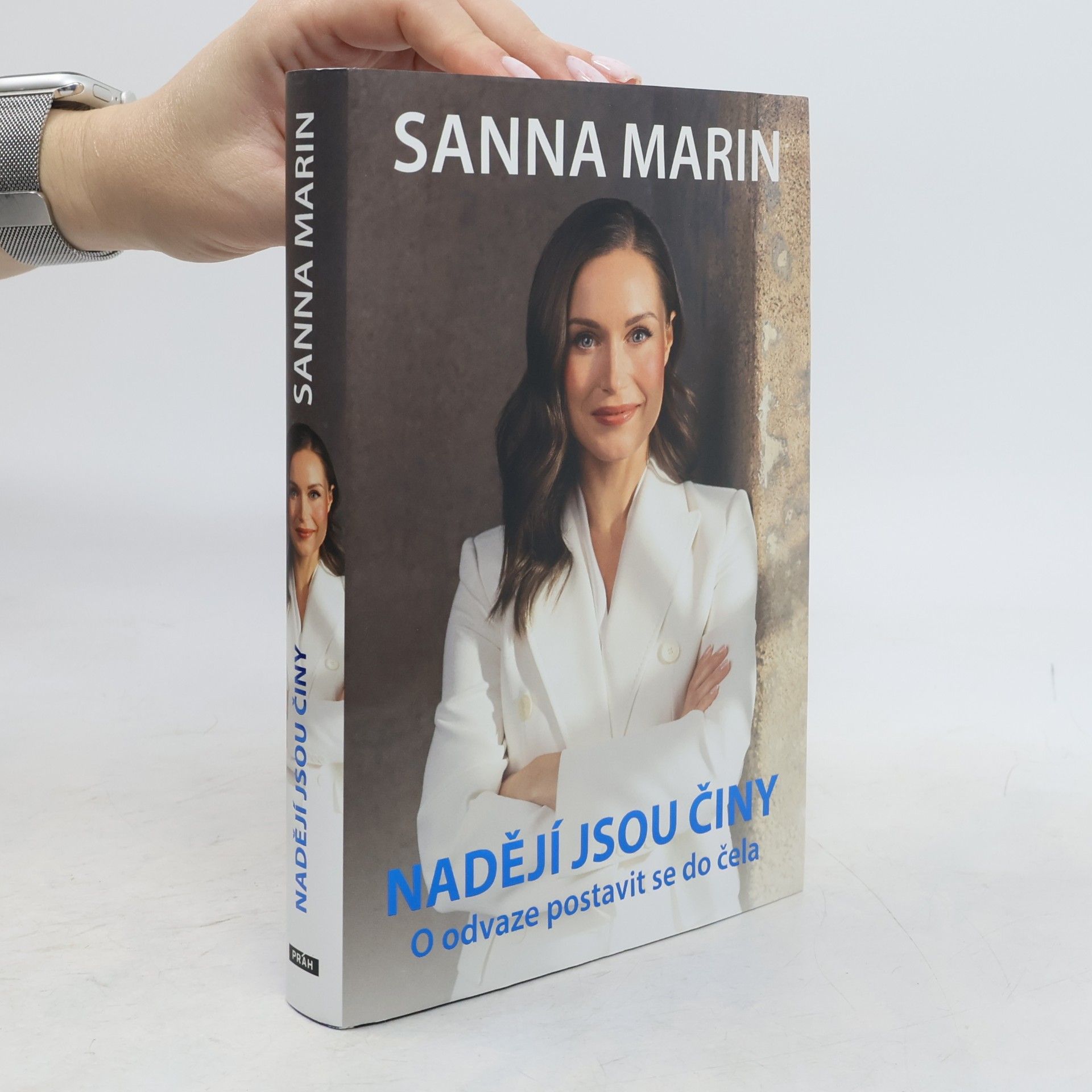 Sanna Marin Nadějí jsou činy: O odvaze postavit se do čela