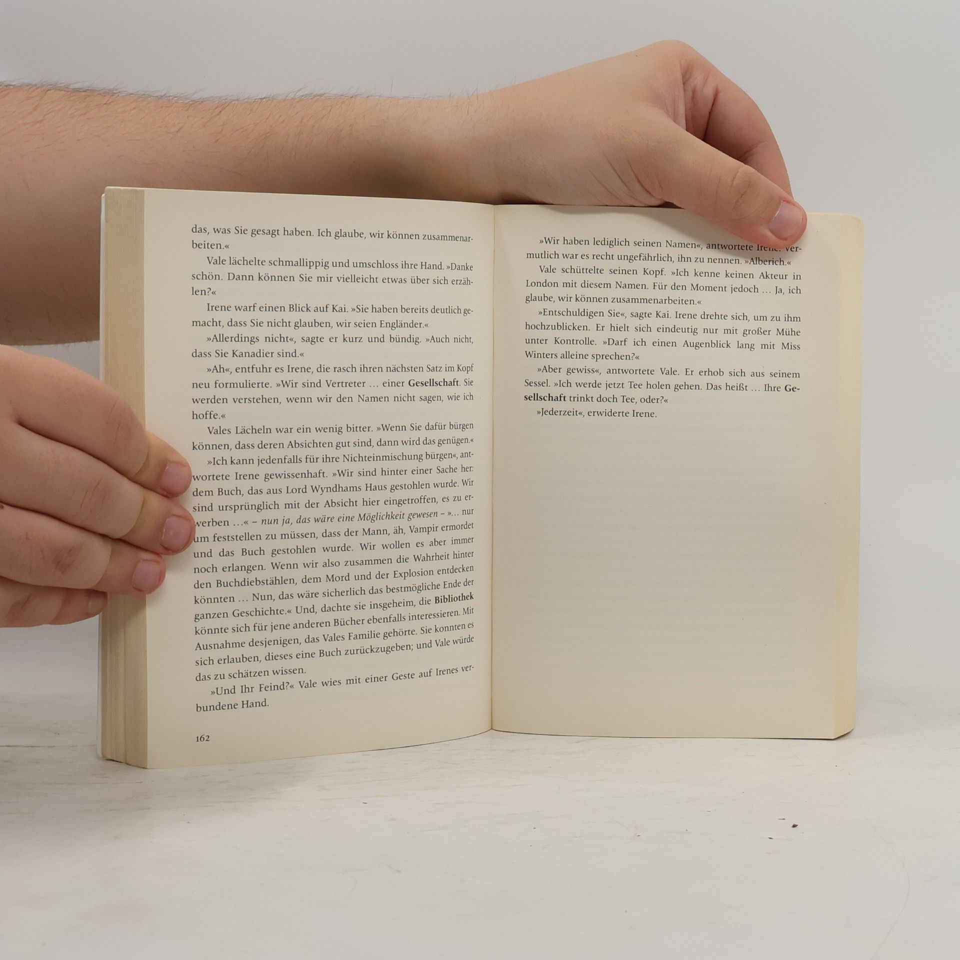 Genevieve Cogman Die unsichtbare Bibliothek