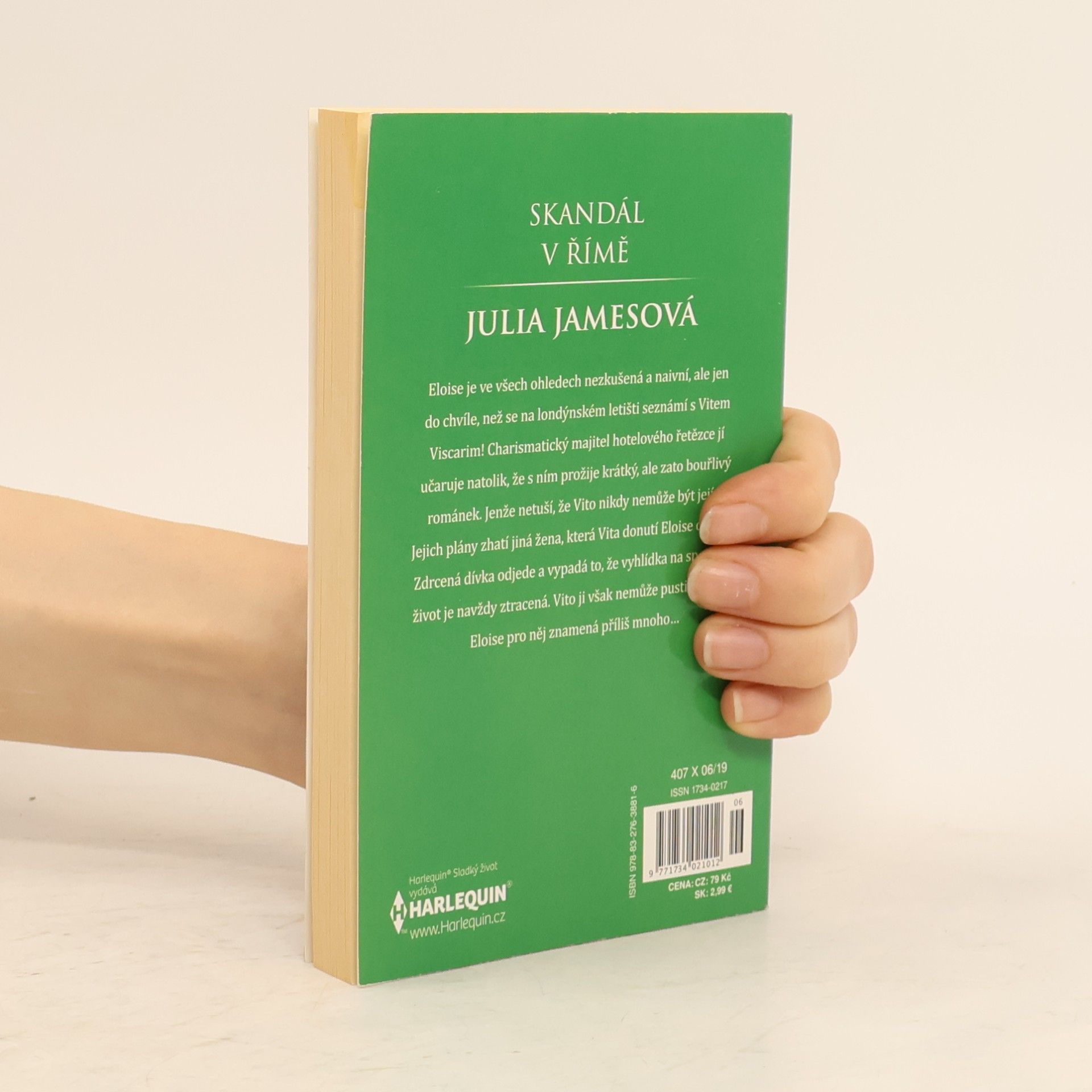 Julia James Skandál v Římě