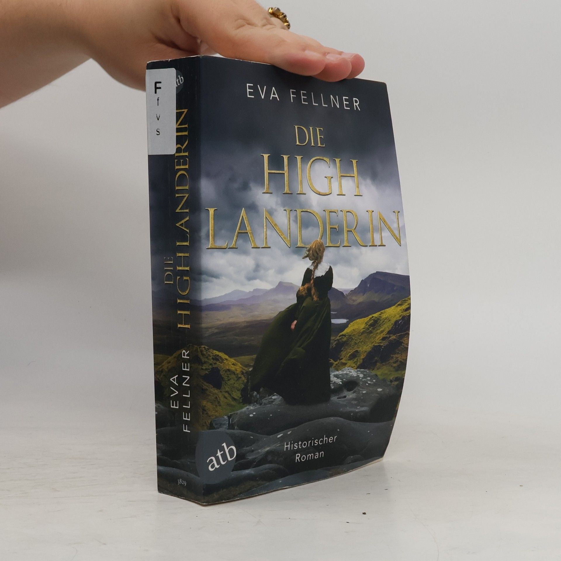 Eva Fellner Die Highlanderin