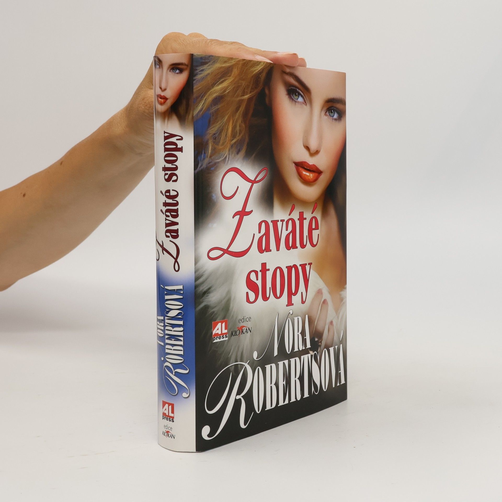 Nora Roberts Zaváté stopy