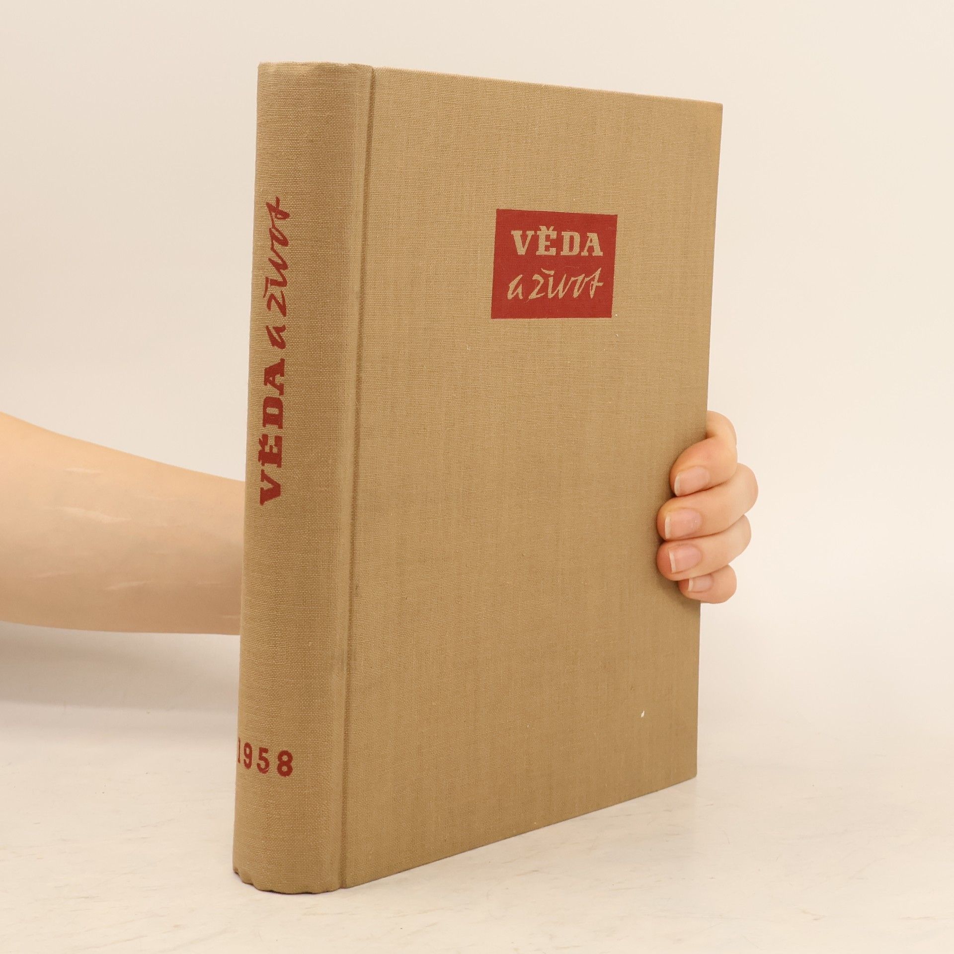 Various authors Věda a život