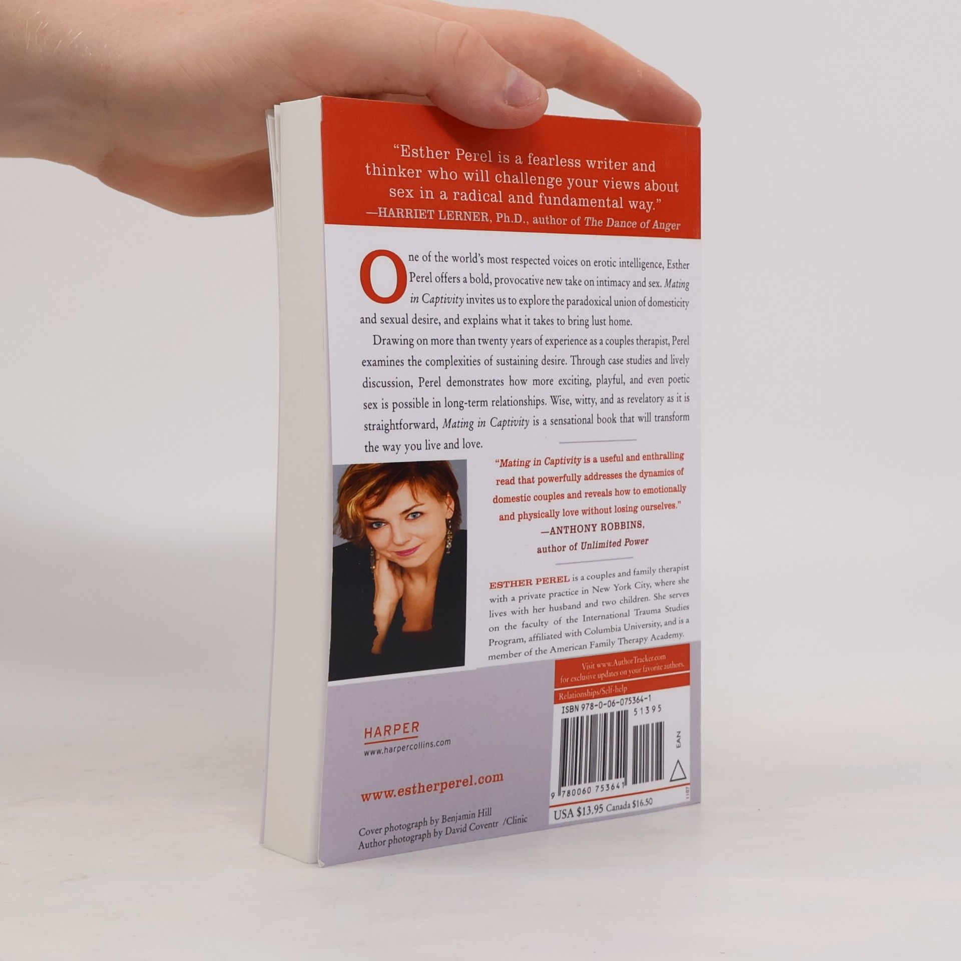 Esther Perel Mating in captivity. Unlocking erotic intelligence